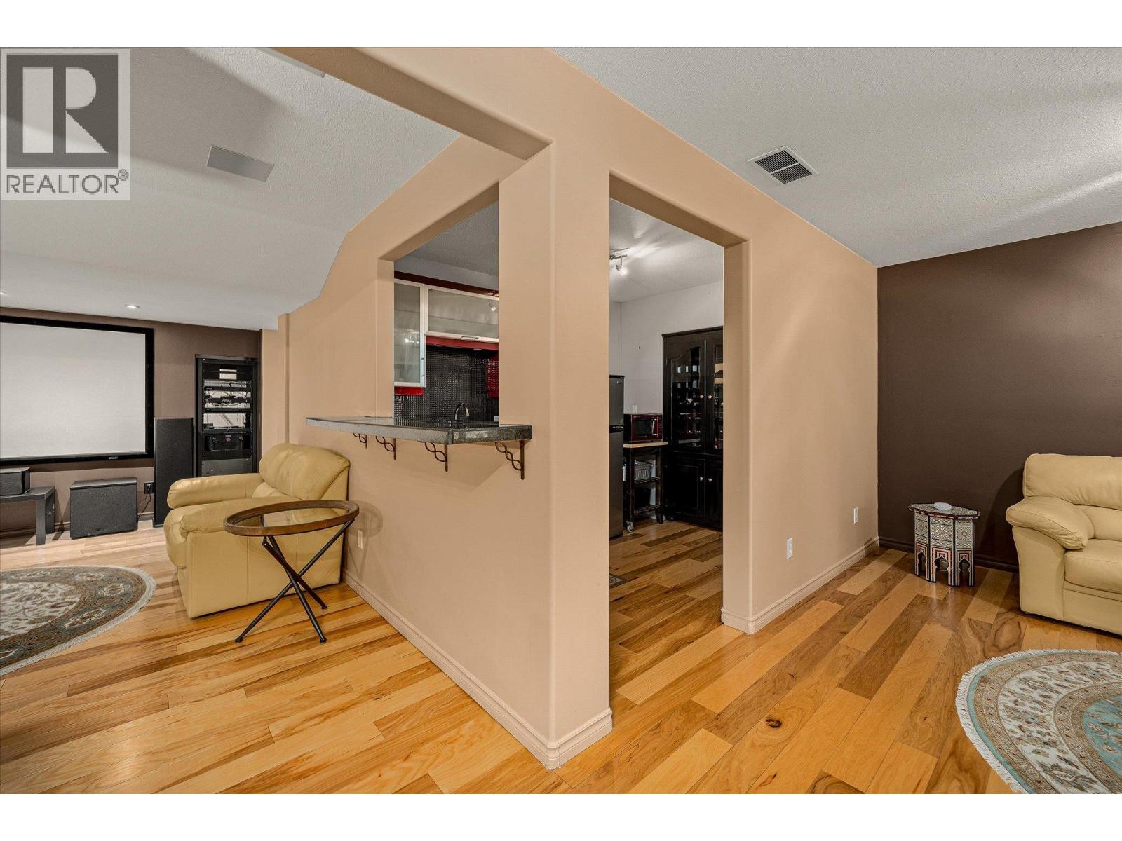  3929 Gallaghers Circle, Kelowna