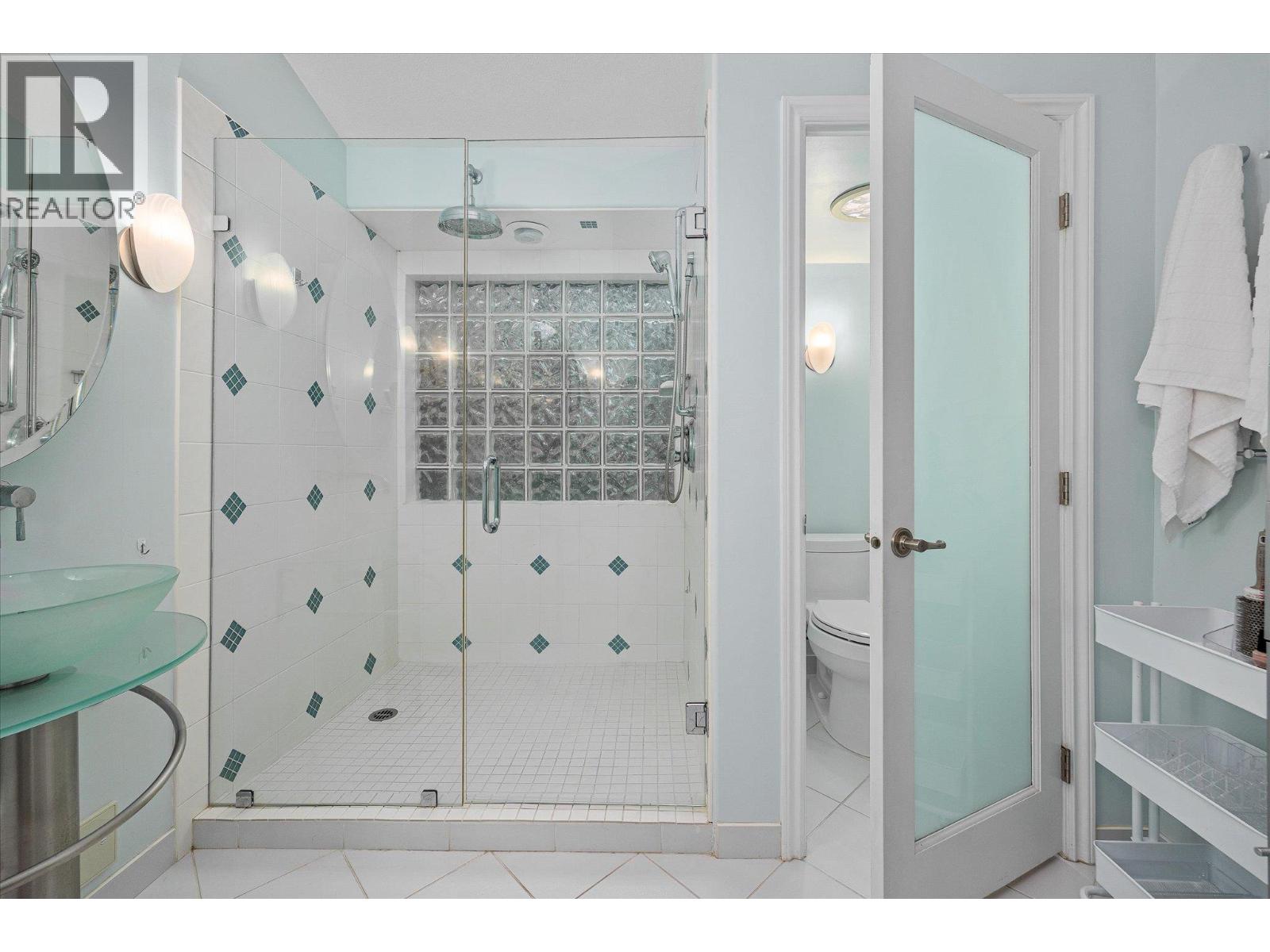  3929 Gallaghers Circle, Kelowna