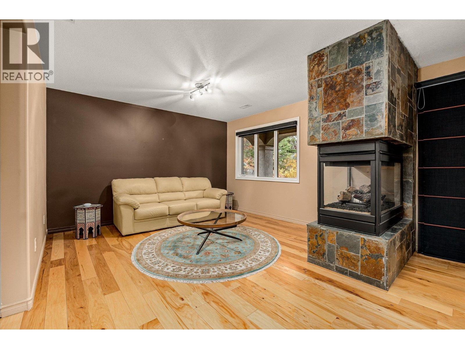  3929 Gallaghers Circle, Kelowna