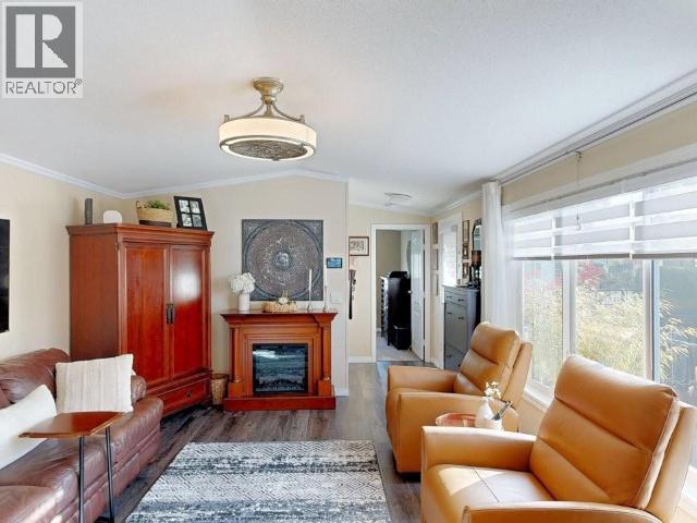 236-7575 DUNCAN STREET - 13