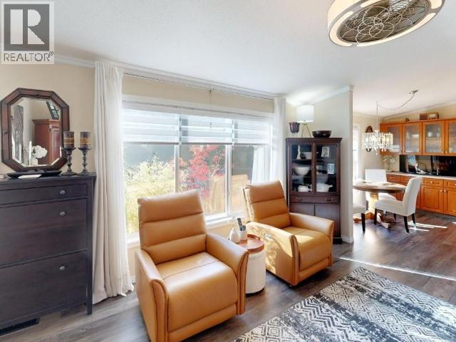 236-7575 DUNCAN STREET - 4