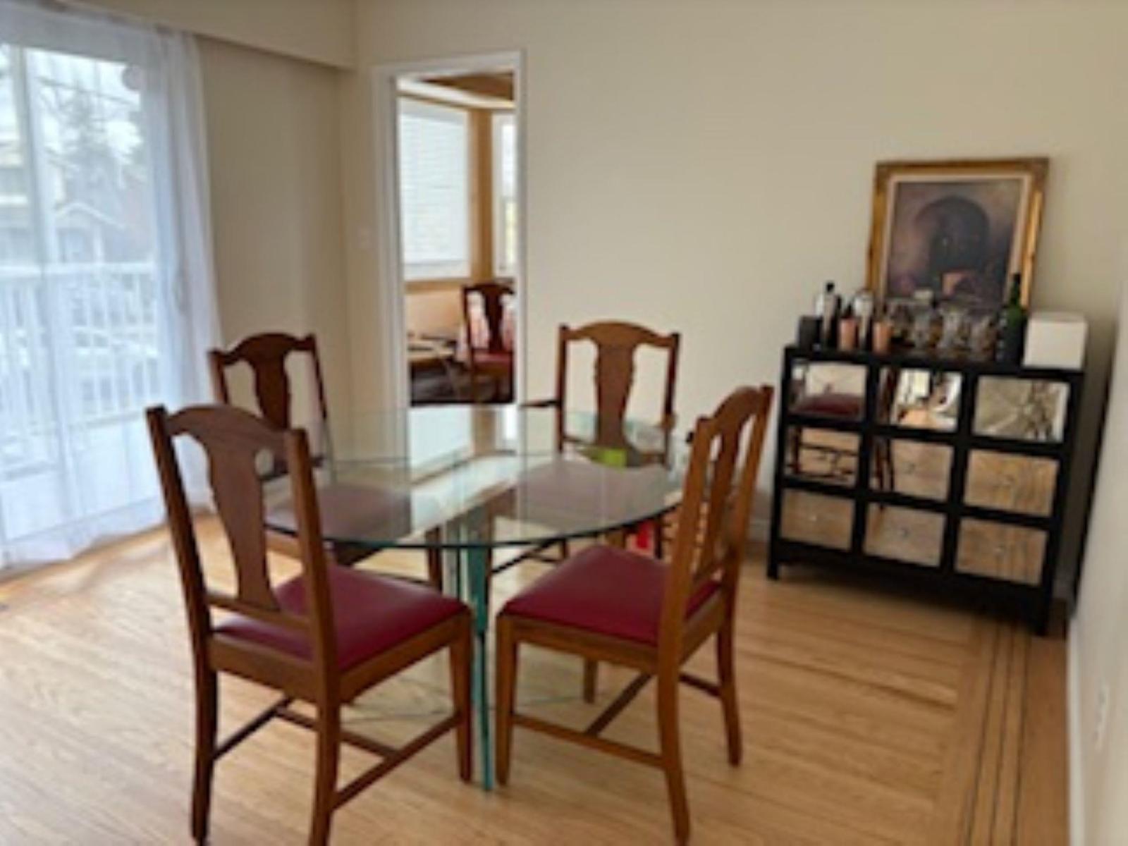 15568 THRIFT, White Rock