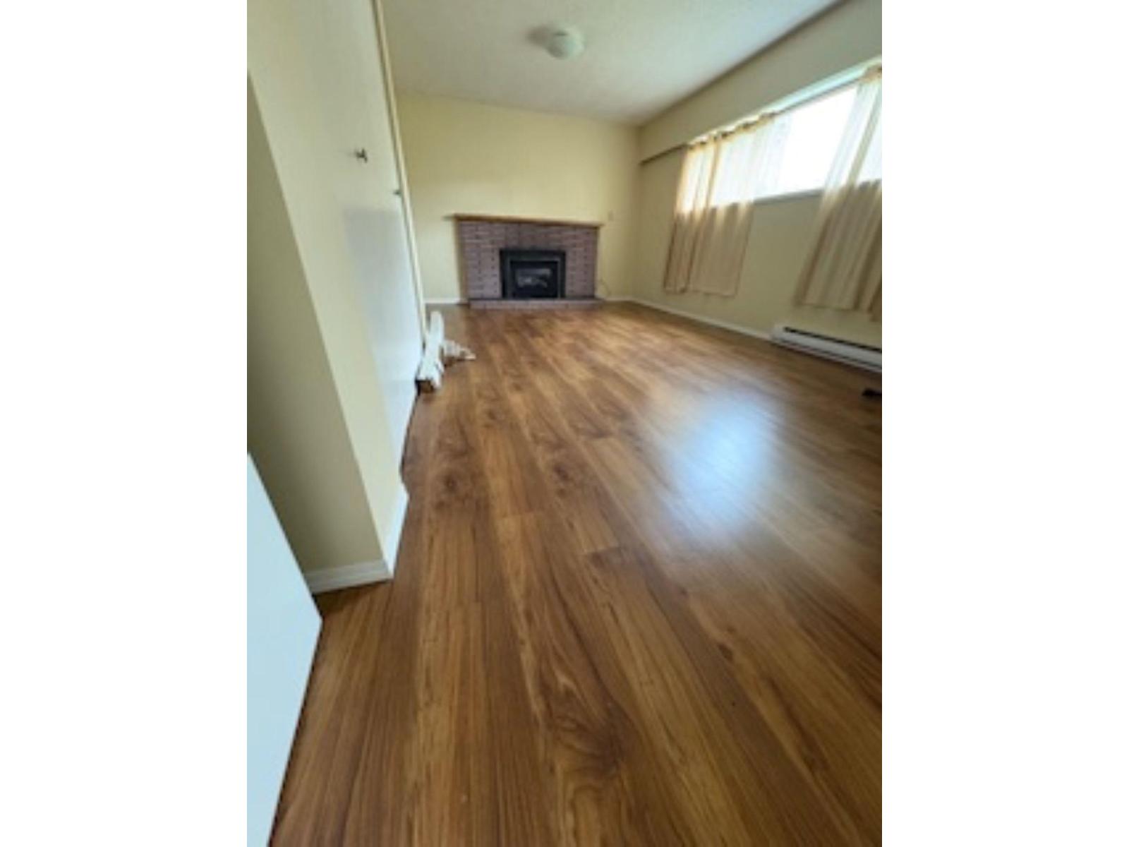 15568 THRIFT, White Rock