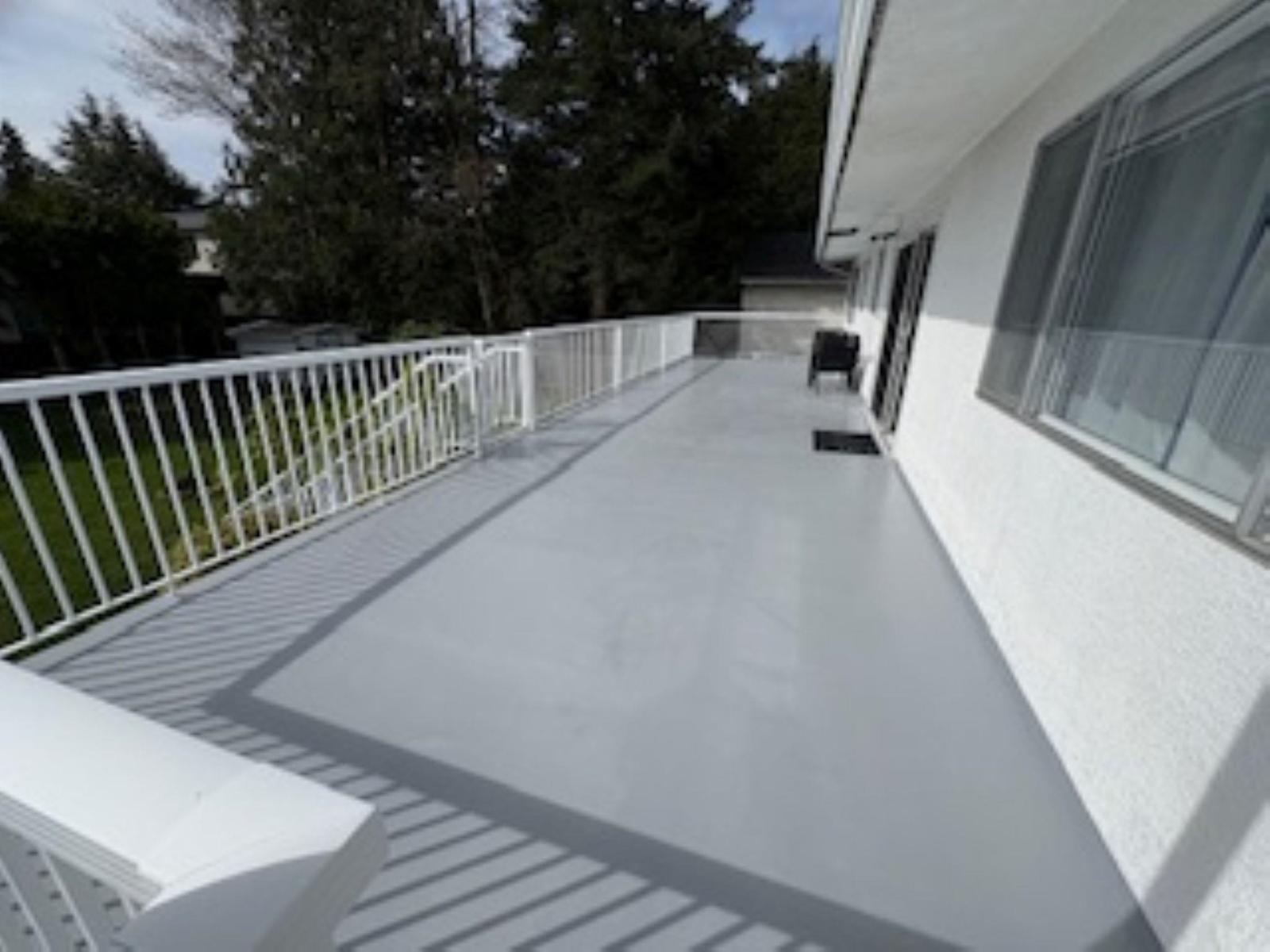 15568 THRIFT, White Rock