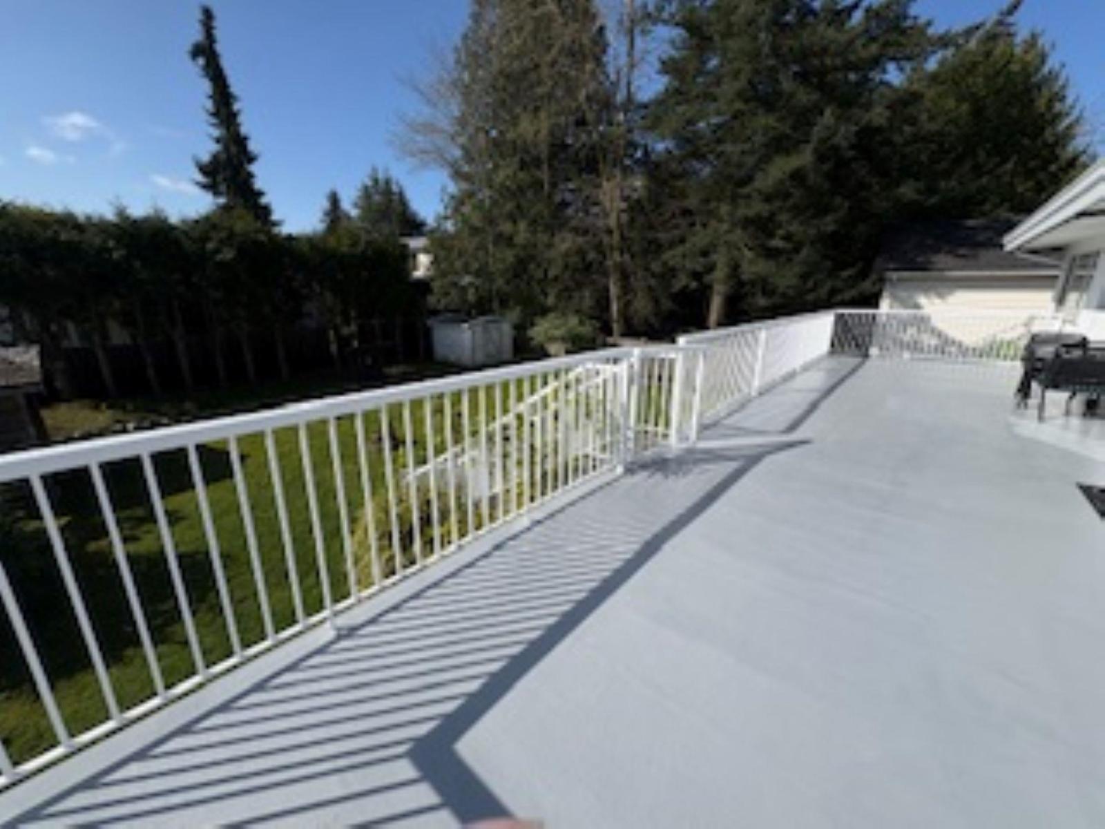 15568 THRIFT, White Rock