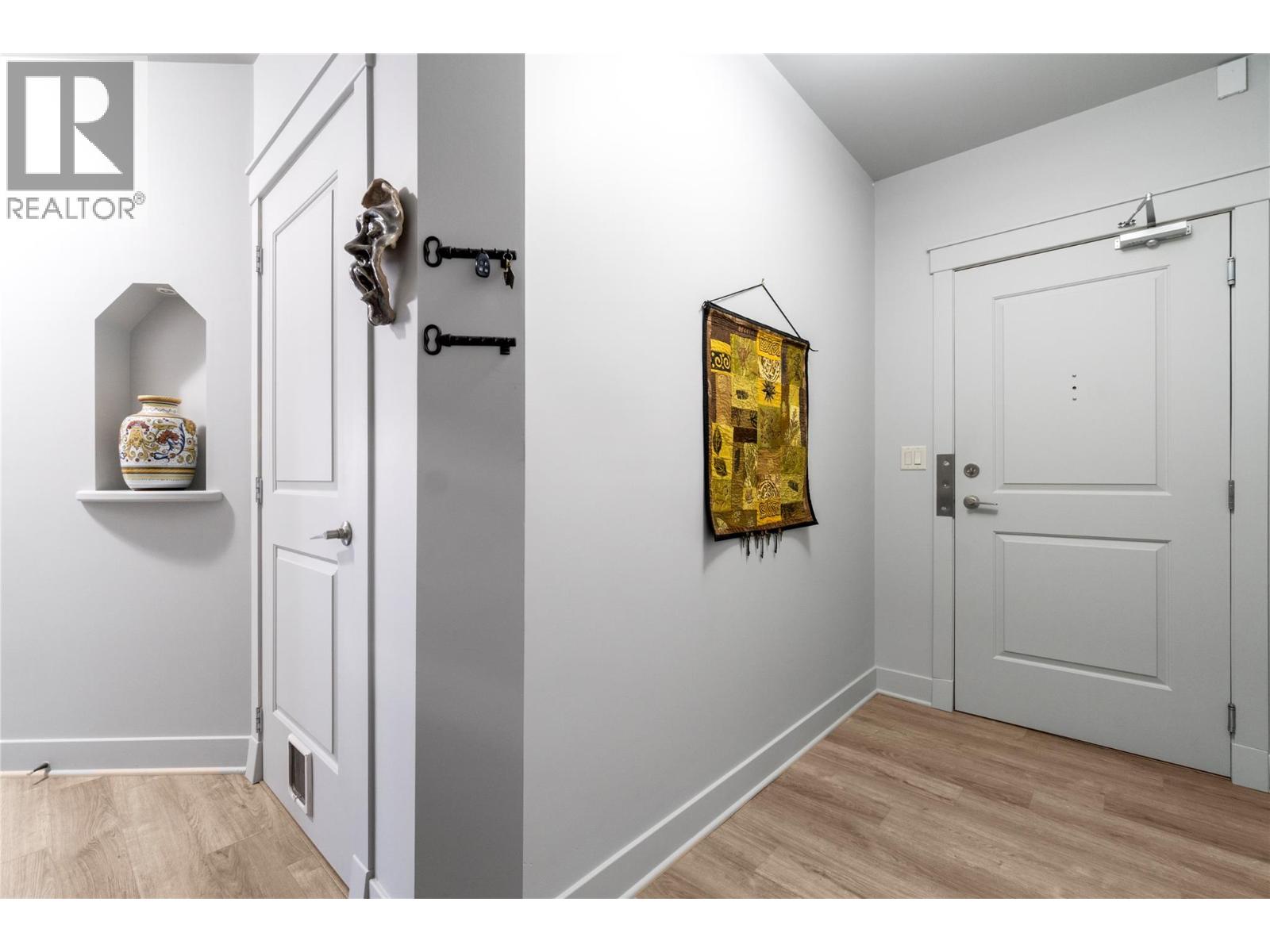 102 611 Shuswap Street Southwest, Salmon Arm