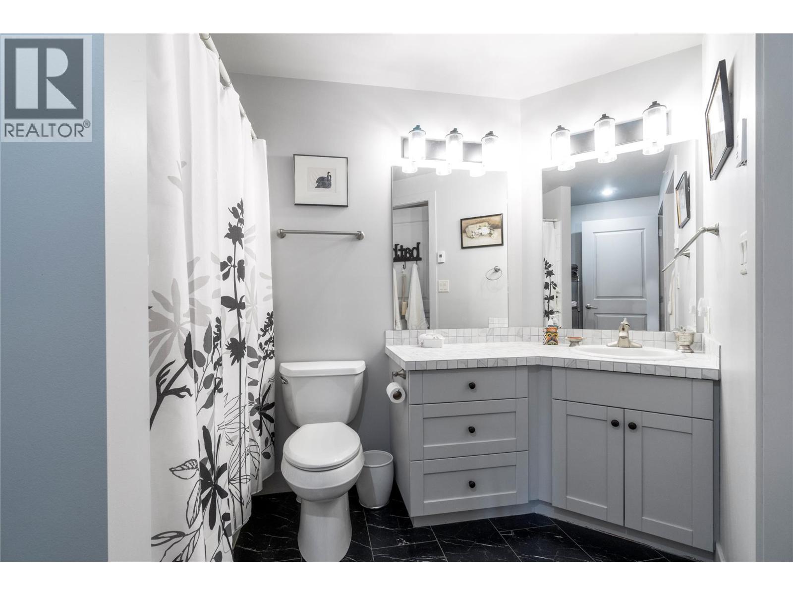 102 611 Shuswap Street Southwest, Salmon Arm