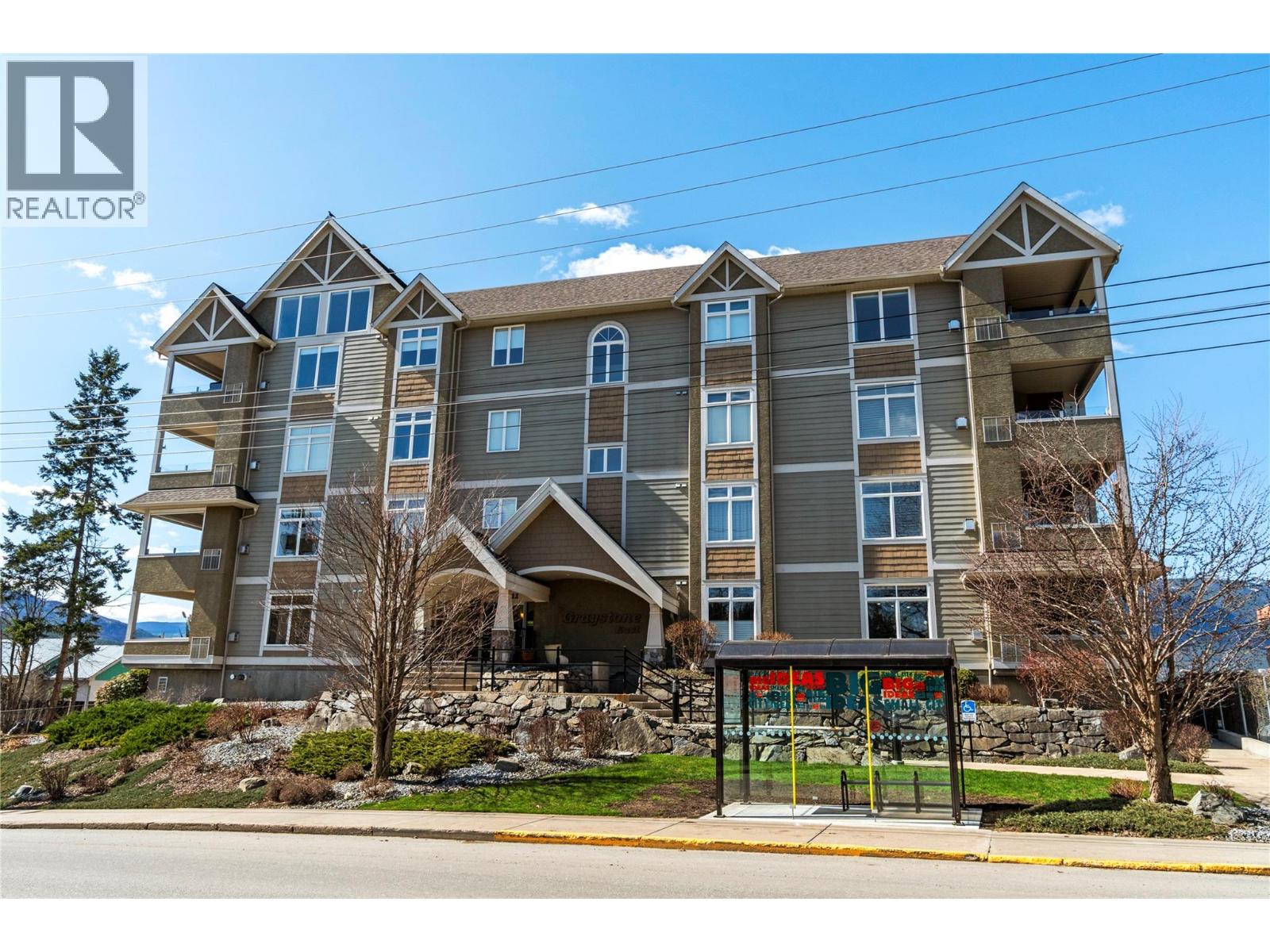 102 611 Shuswap Street Southwest, Salmon Arm