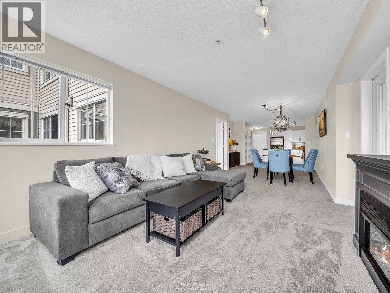 225 19673 MEADOW GARDENS WAY, Pitt Meadows