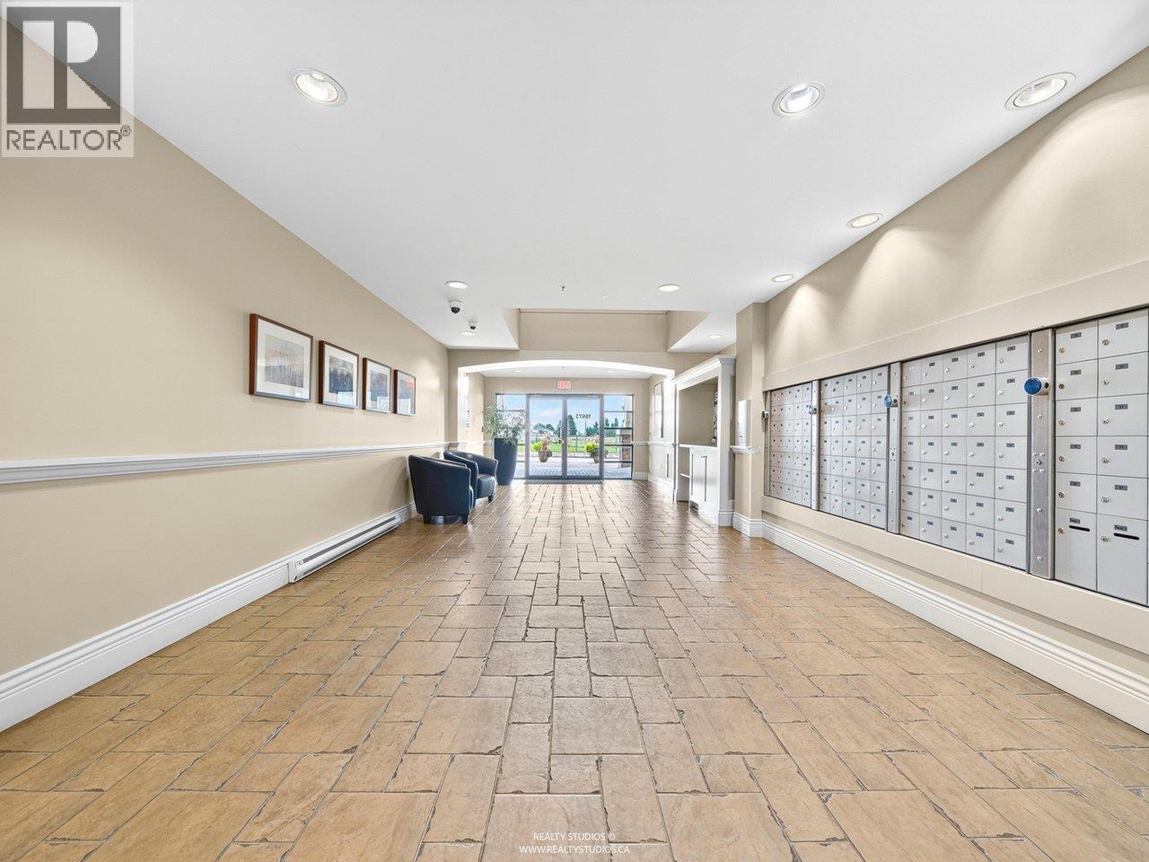 225 19673 MEADOW GARDENS WAY, Pitt Meadows