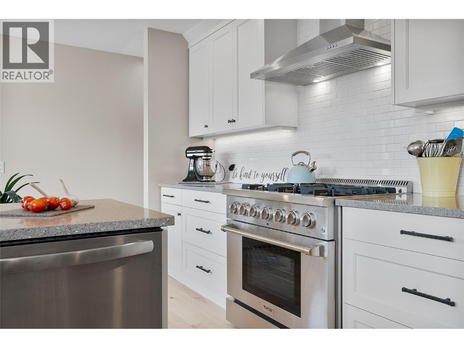 2176 Blackwell Avenue, Merritt