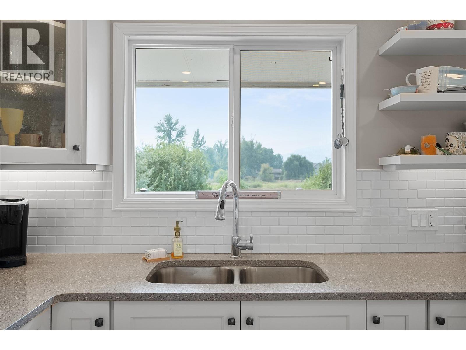 2176 Blackwell Avenue, Merritt