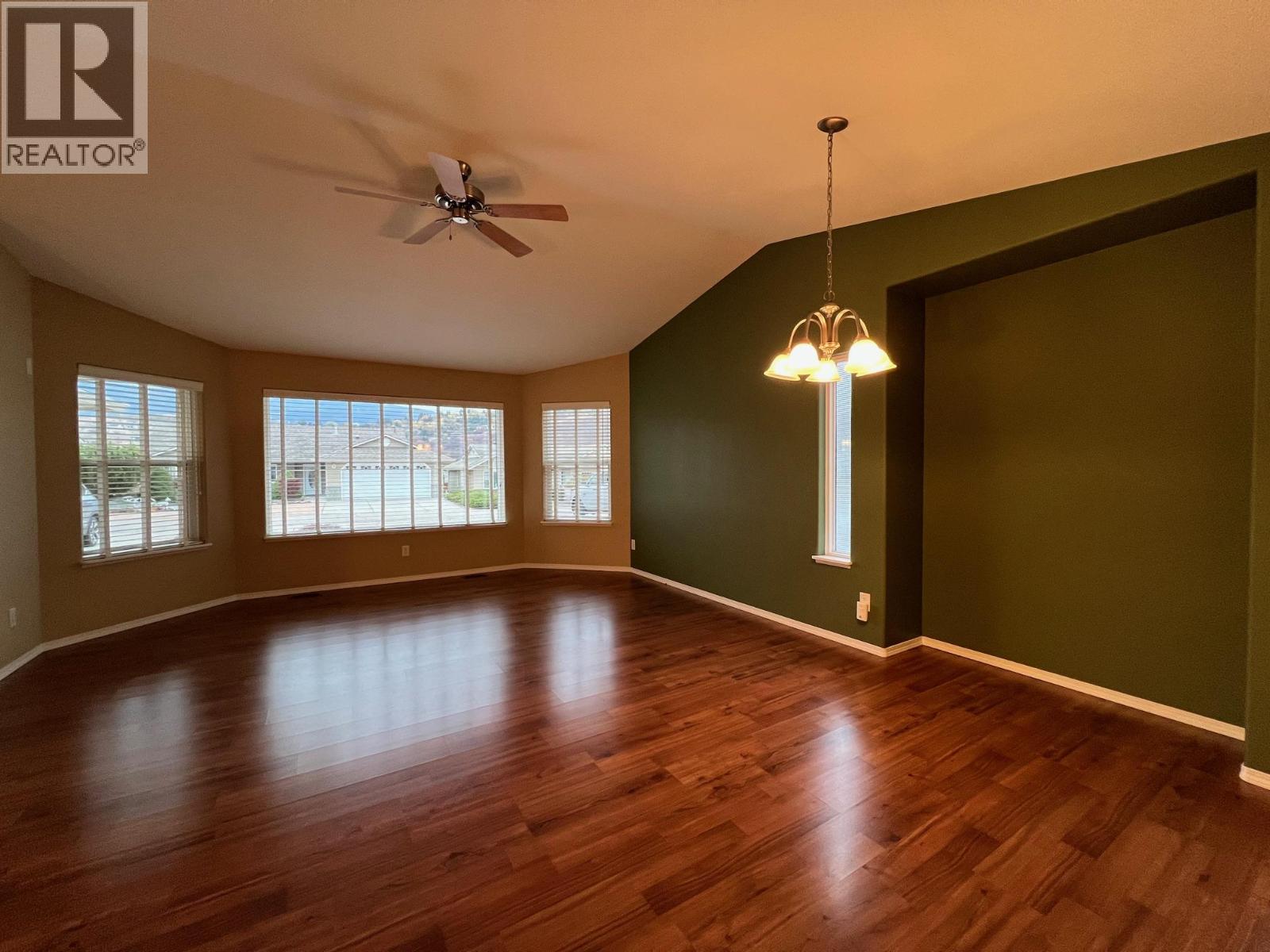 430 4 Street - 3