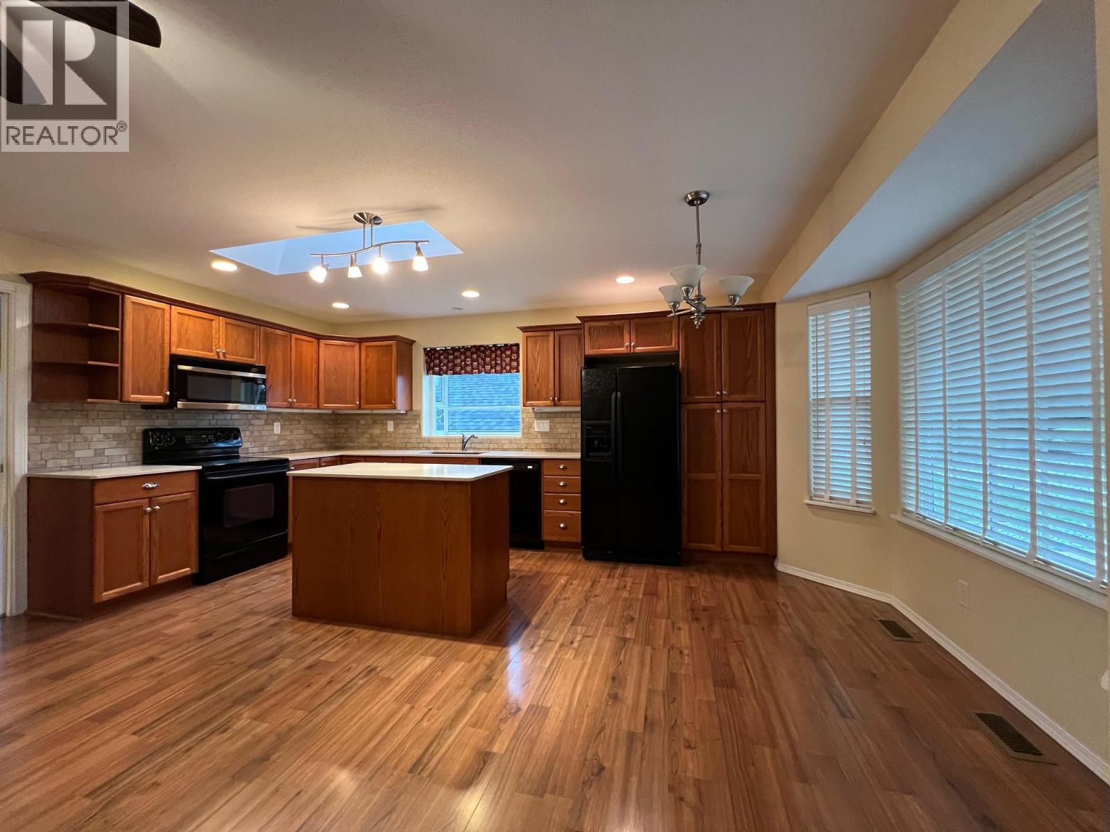 430 4 Street - 7