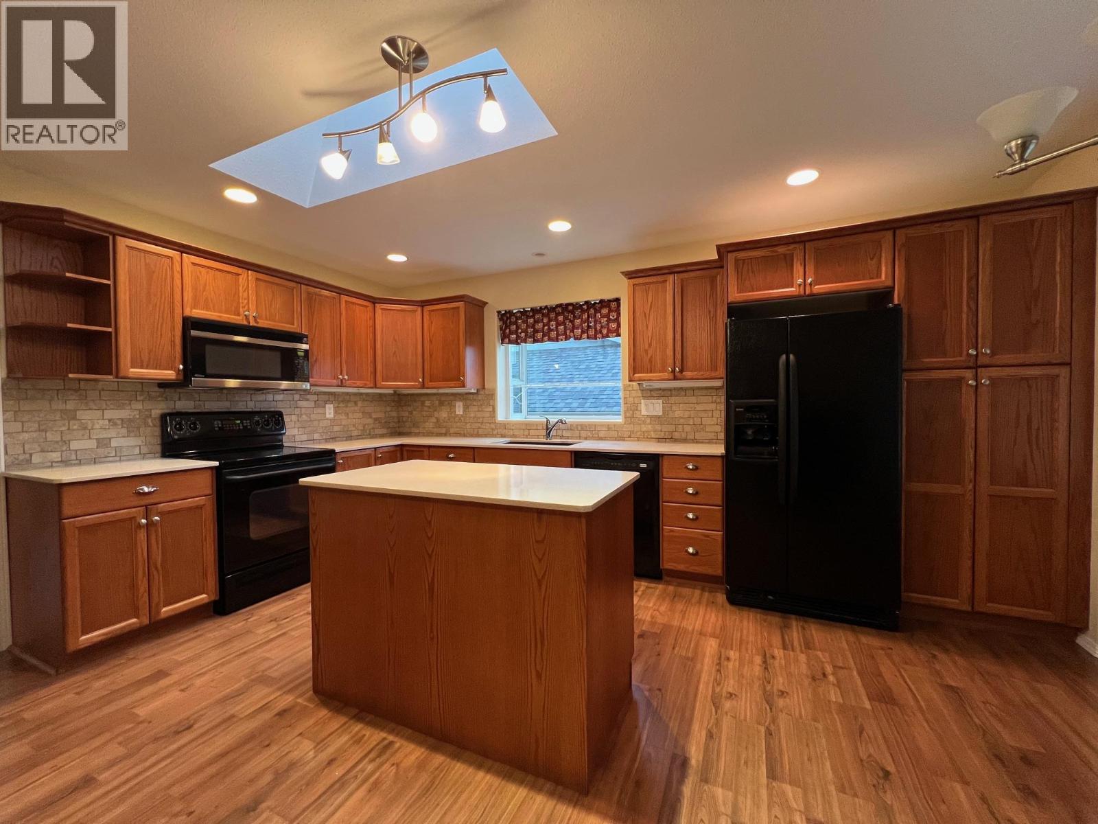 430 4 Street - 8