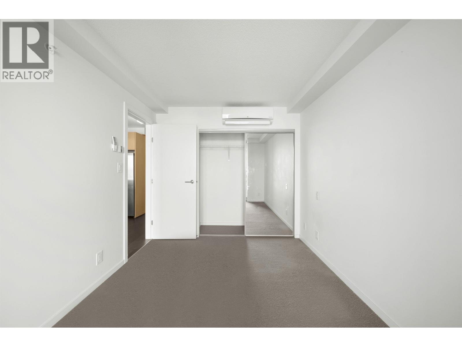 #1011-7988 ACKROYD Road, Richmond