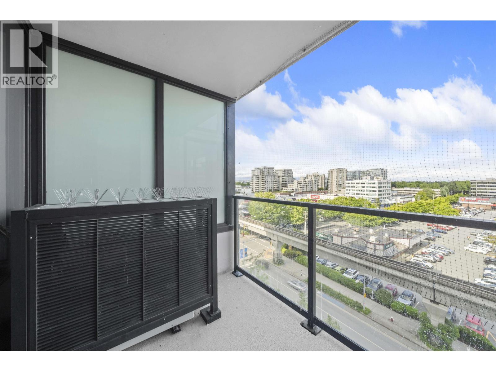 #1011-7988 ACKROYD Road, Richmond