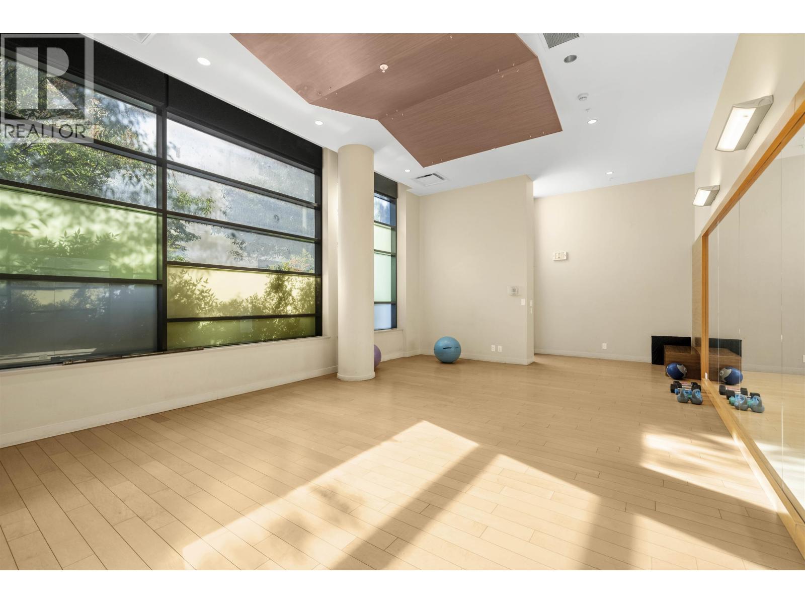 #1011-7988 ACKROYD Road, Richmond