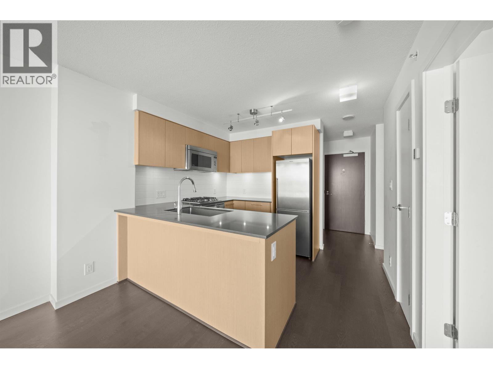 #1011-7988 ACKROYD Road, Richmond