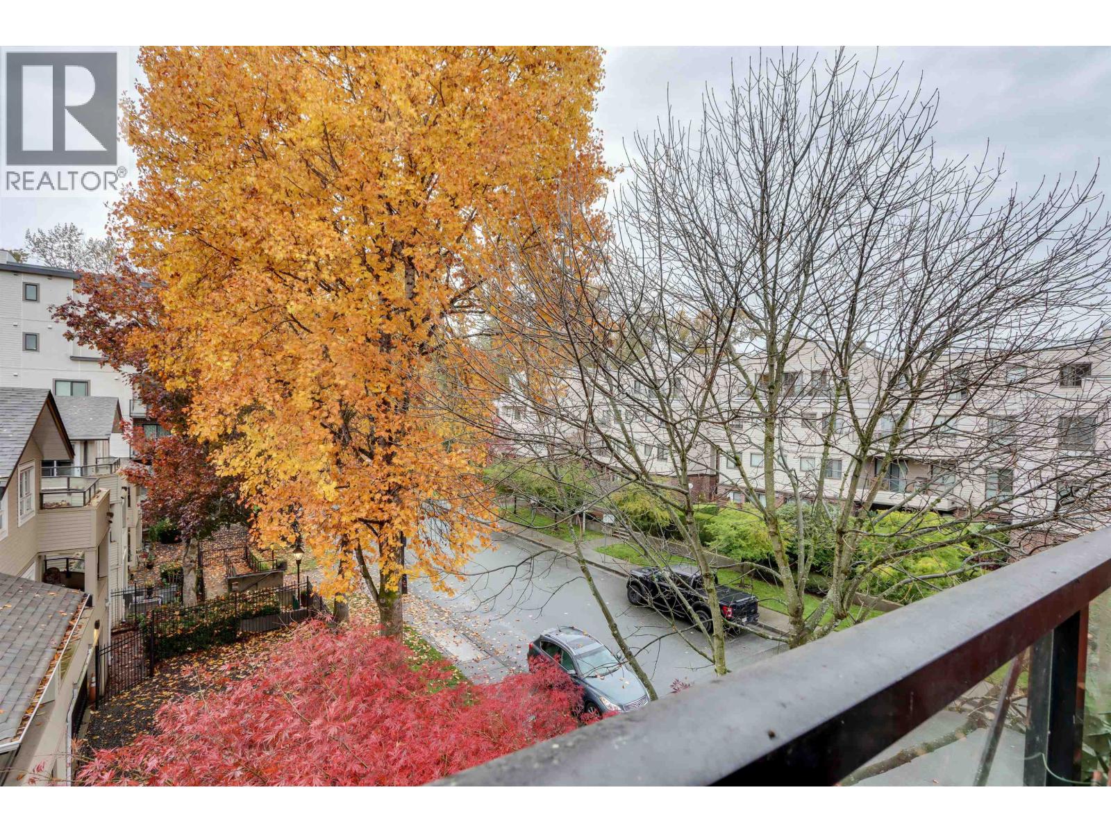 303 2336 WHYTE AVENUE, Port Coquitlam