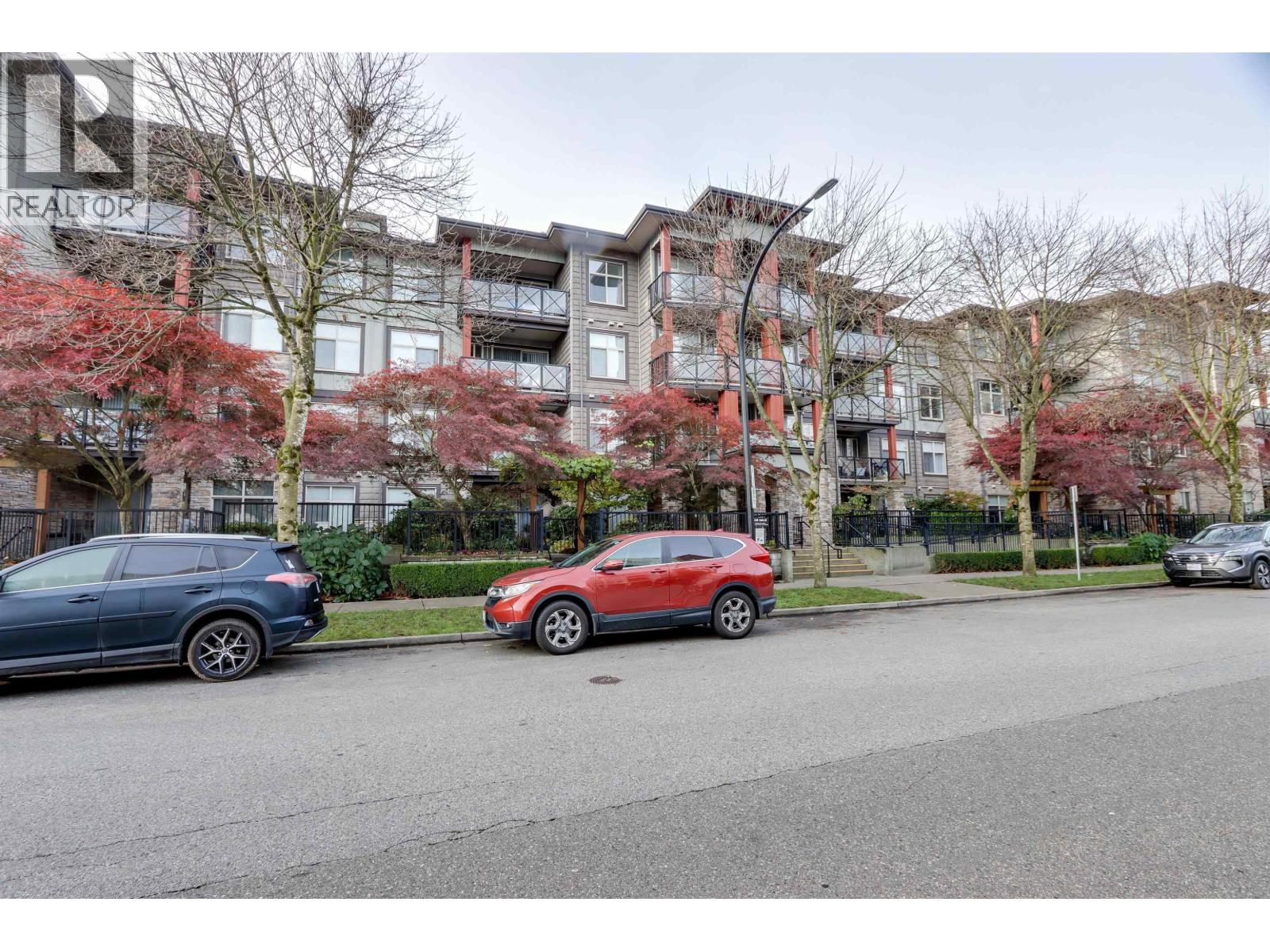 303 2336 WHYTE AVENUE, Port Coquitlam