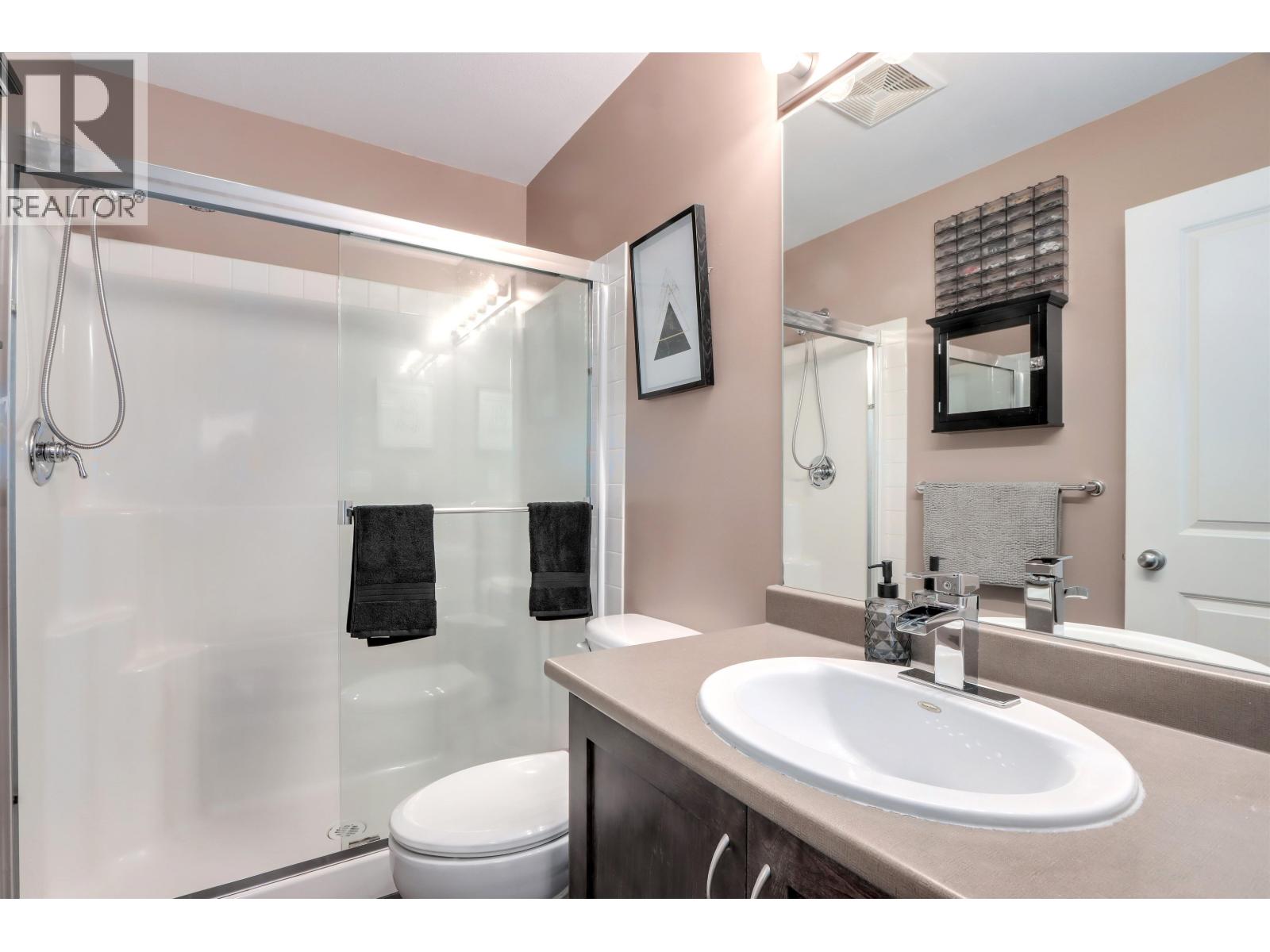 303 2336 WHYTE AVENUE, Port Coquitlam