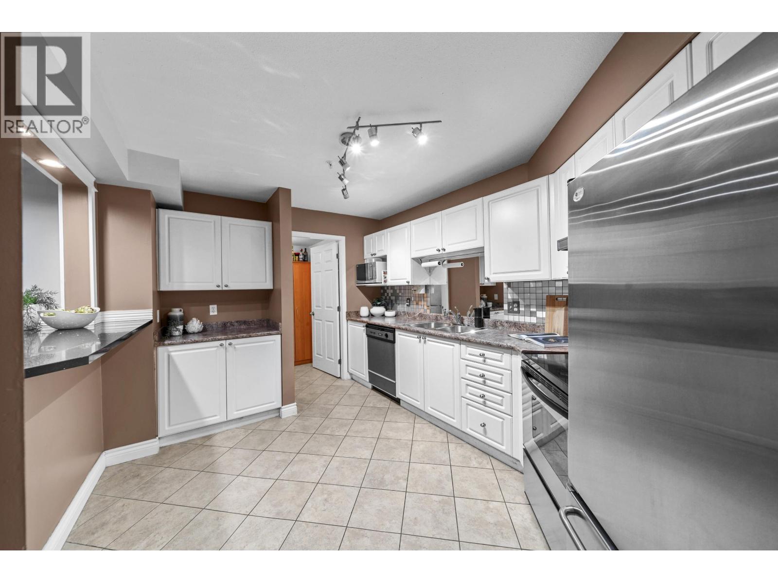 206 2620 JANE STREET, Port Coquitlam