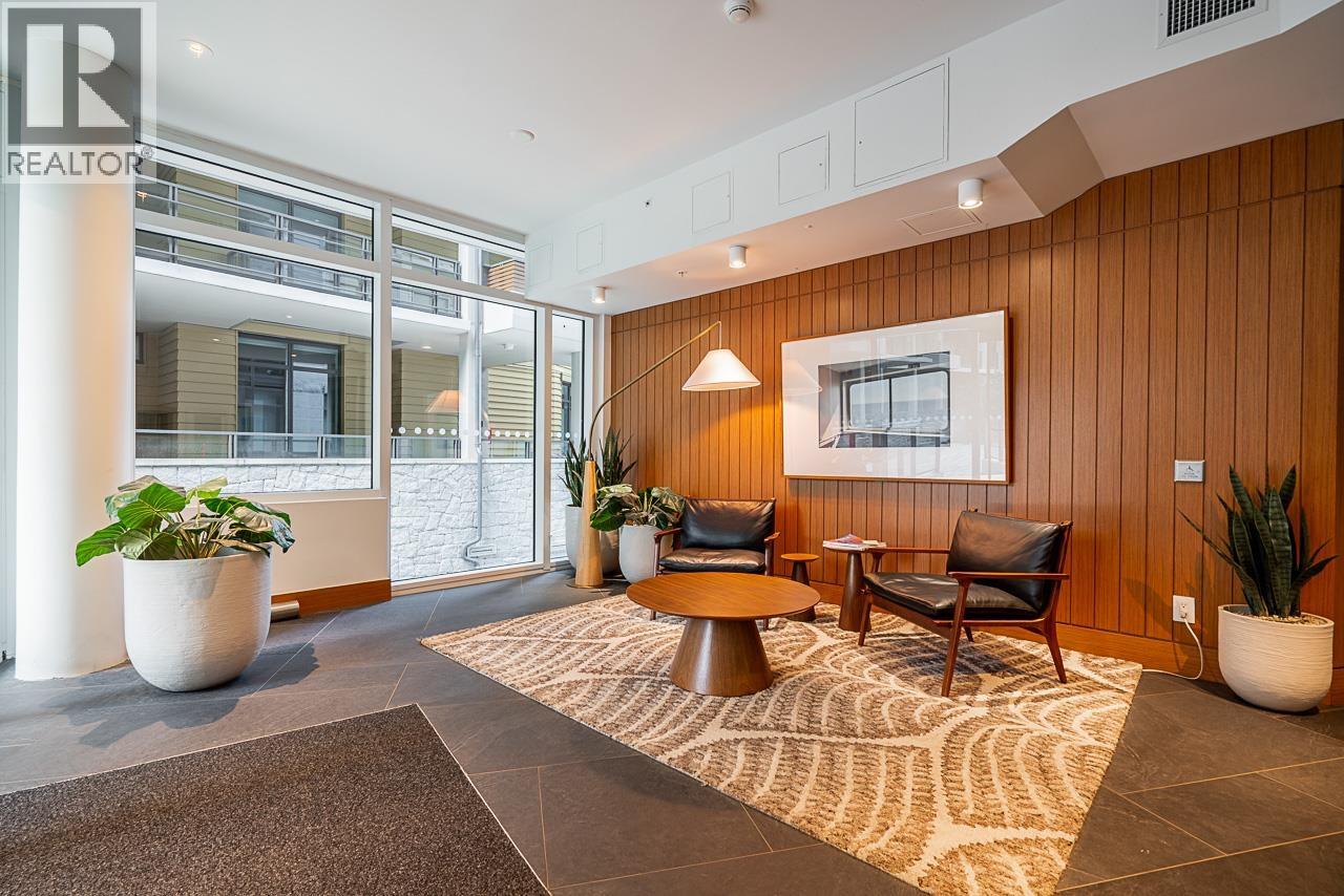 401 6699 NELSON AVENUE, West Vancouver