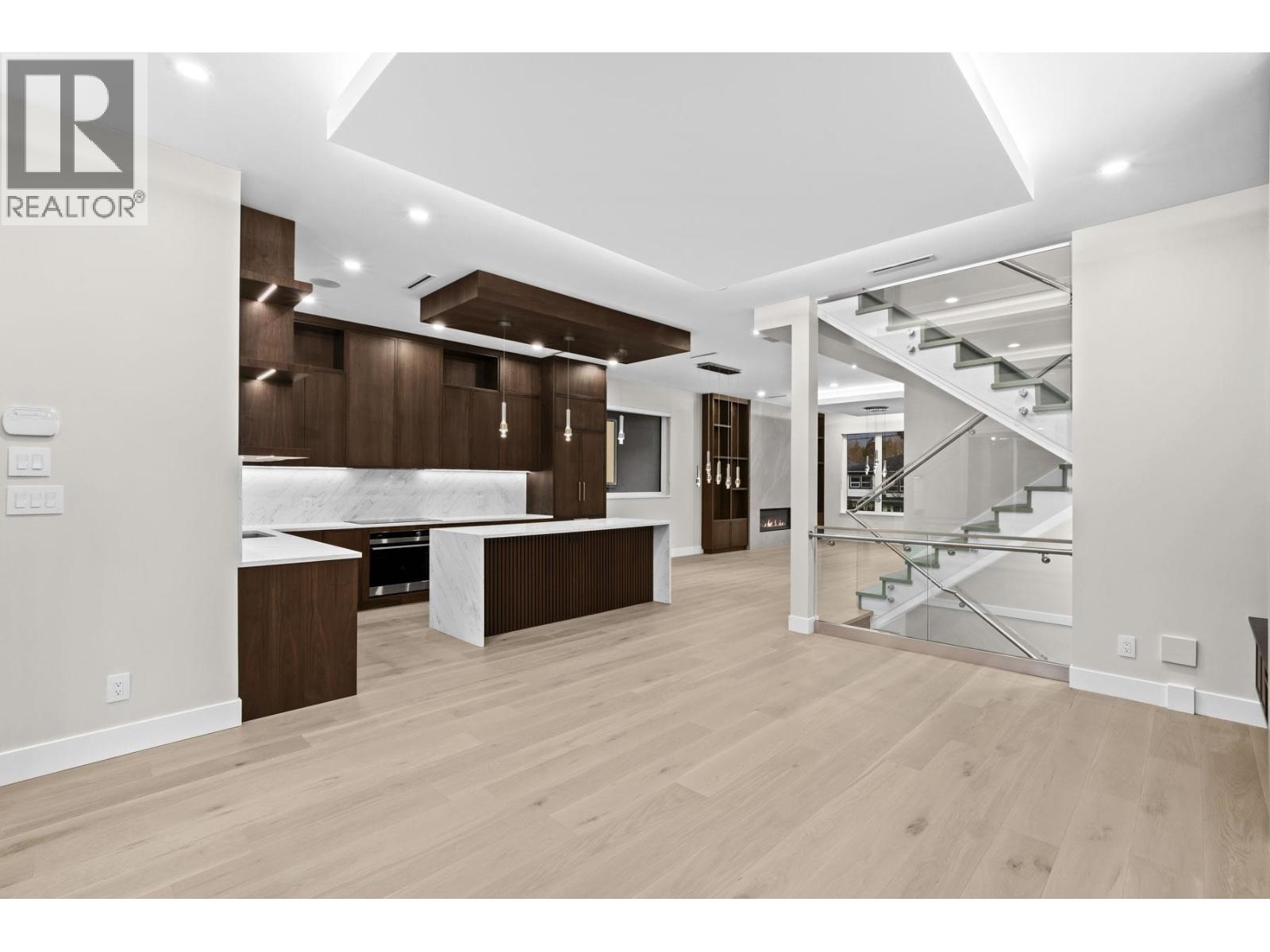 3071 FROMME ROAD, North Vancouver