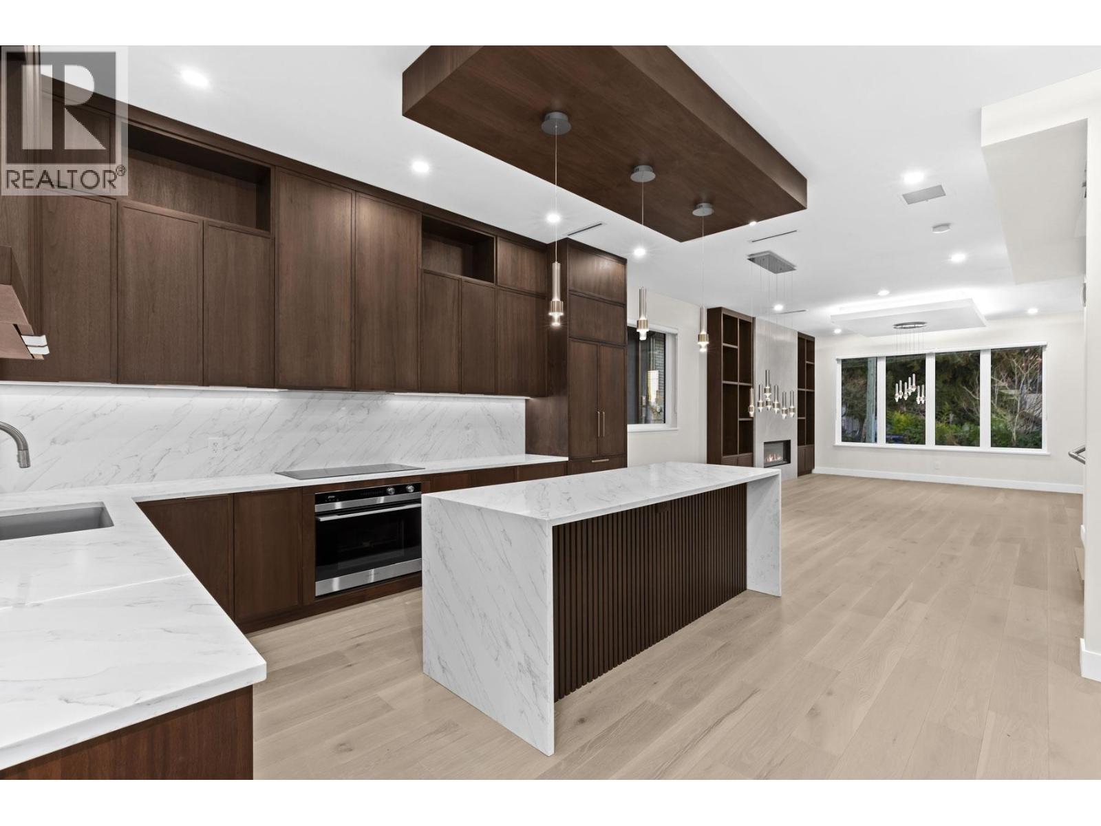 3071 FROMME ROAD, North Vancouver