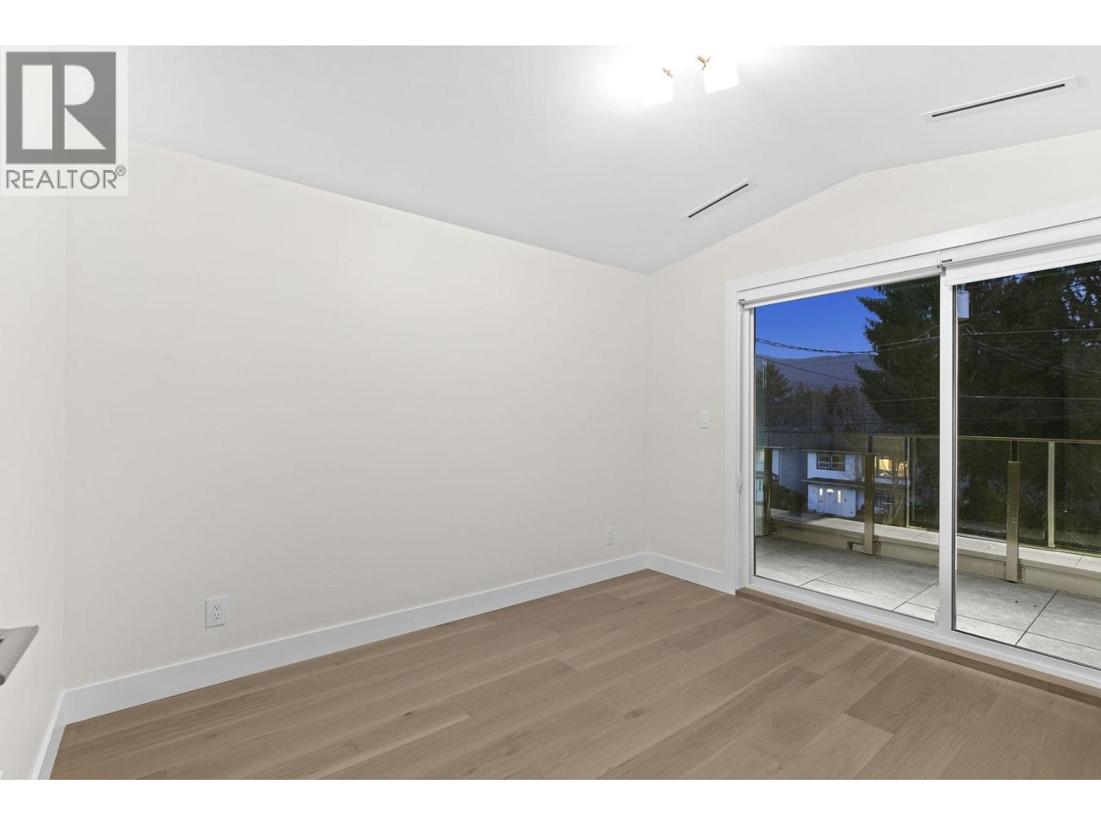 3071 FROMME ROAD, North Vancouver