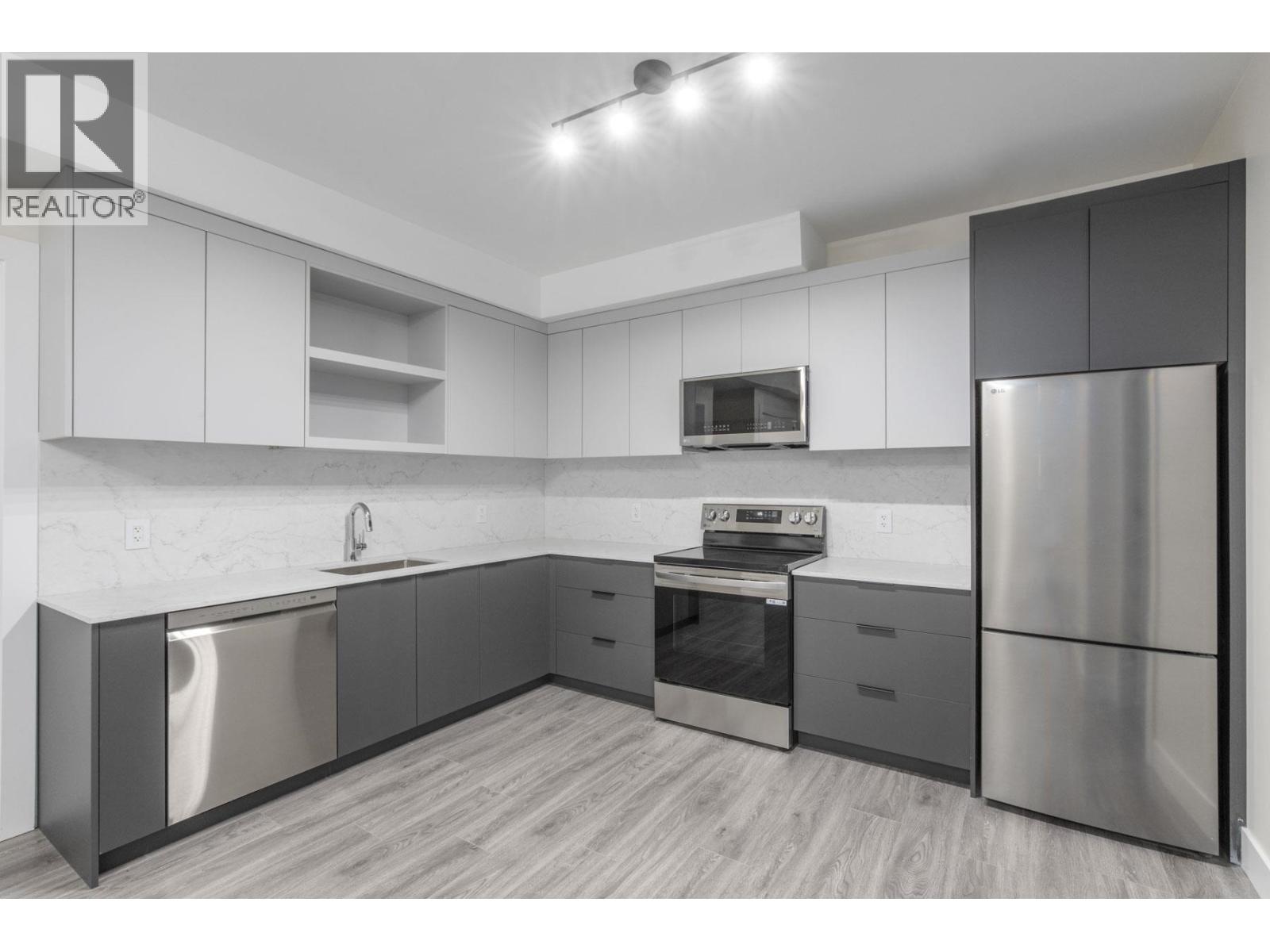 3071 FROMME ROAD, North Vancouver