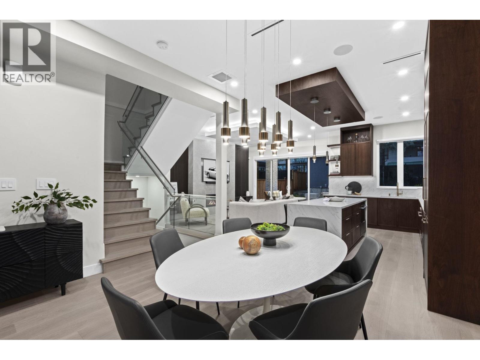 3073 FROMME ROAD, North Vancouver