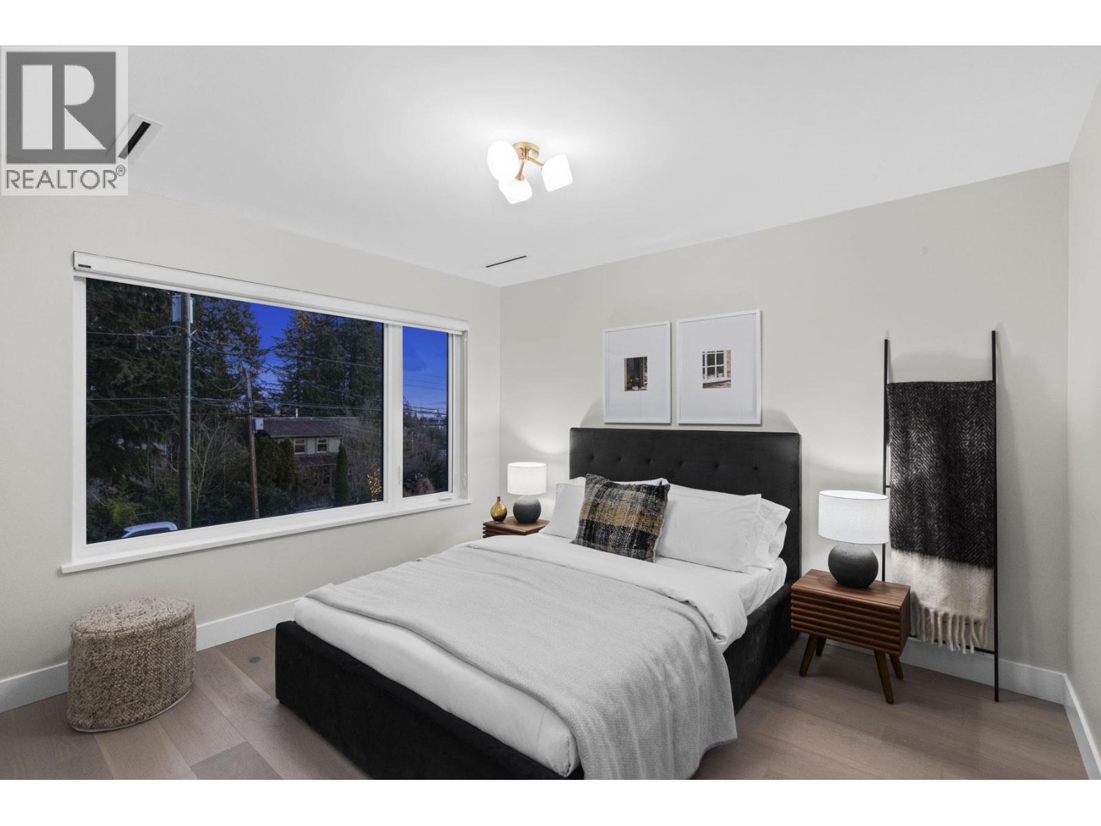 3073 FROMME ROAD, North Vancouver