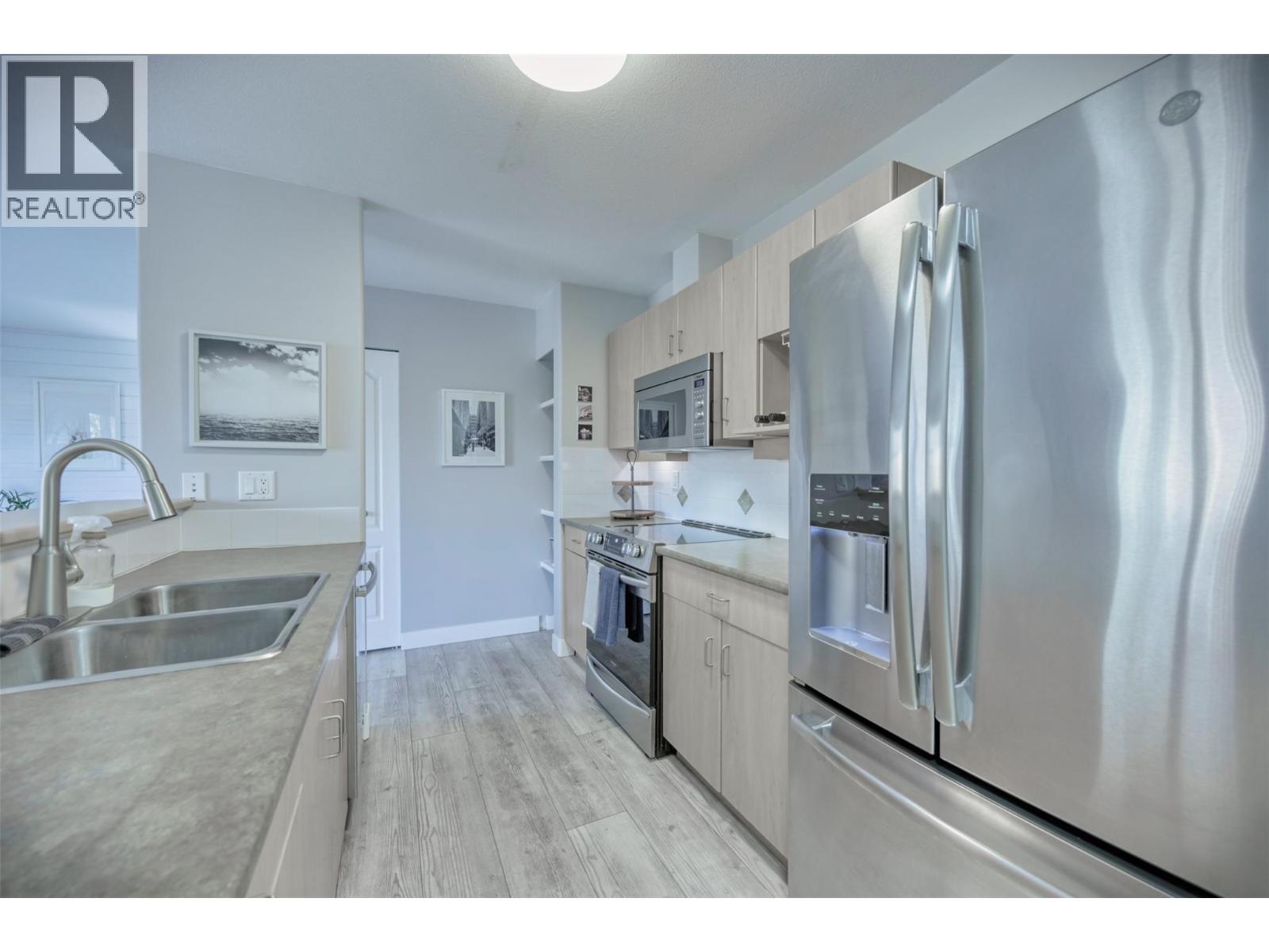 7600 COTTONWOOD Drive Unit# 3, Osoyoos