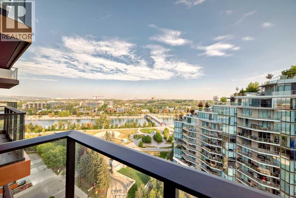 Single Family House for Sale in    Avenue SW Eau Claire Calgary 