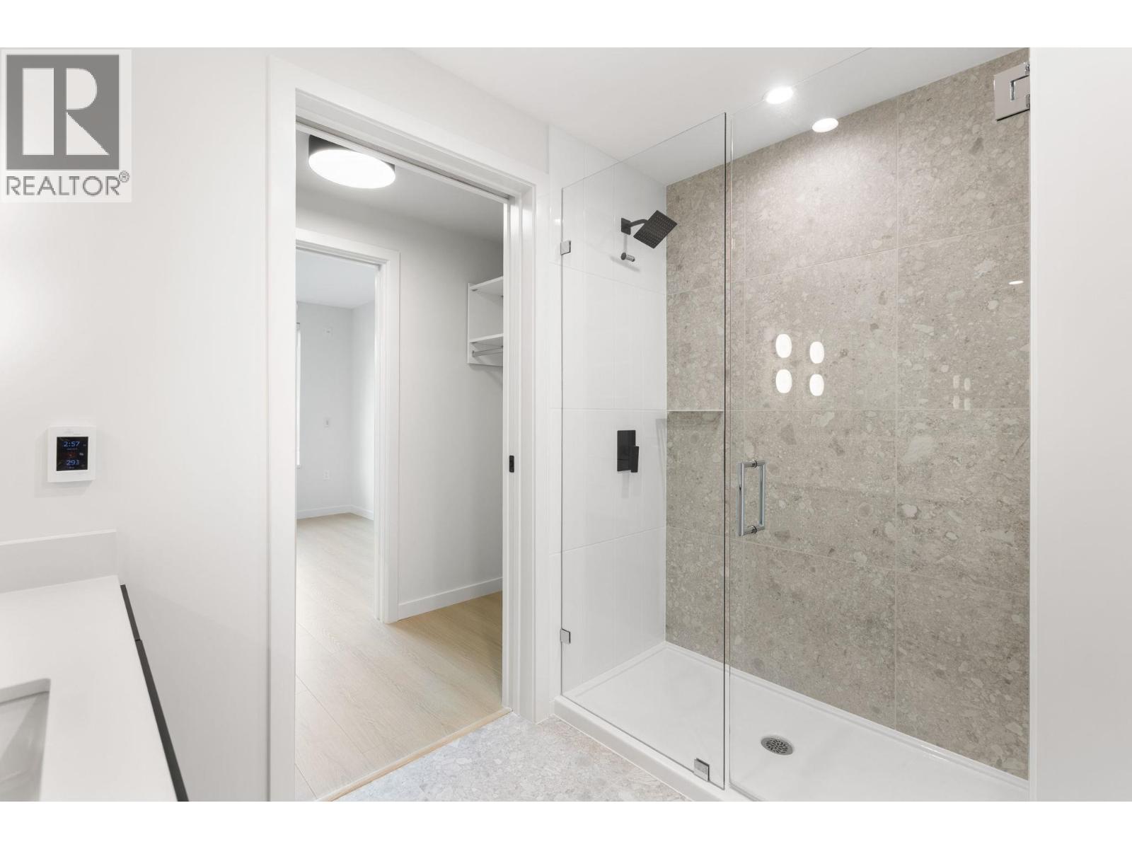 213 2015 ST. JOHNS STREET, Port Moody