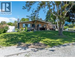 858 Douglas Road, West Kelowna