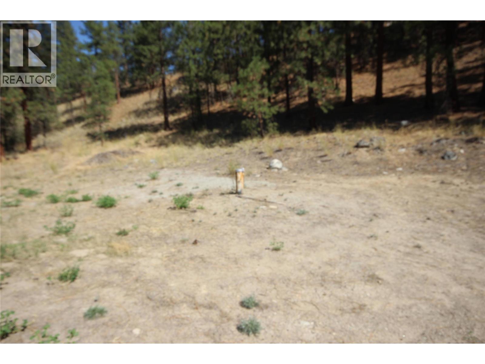 12 Deans Road, Summerland