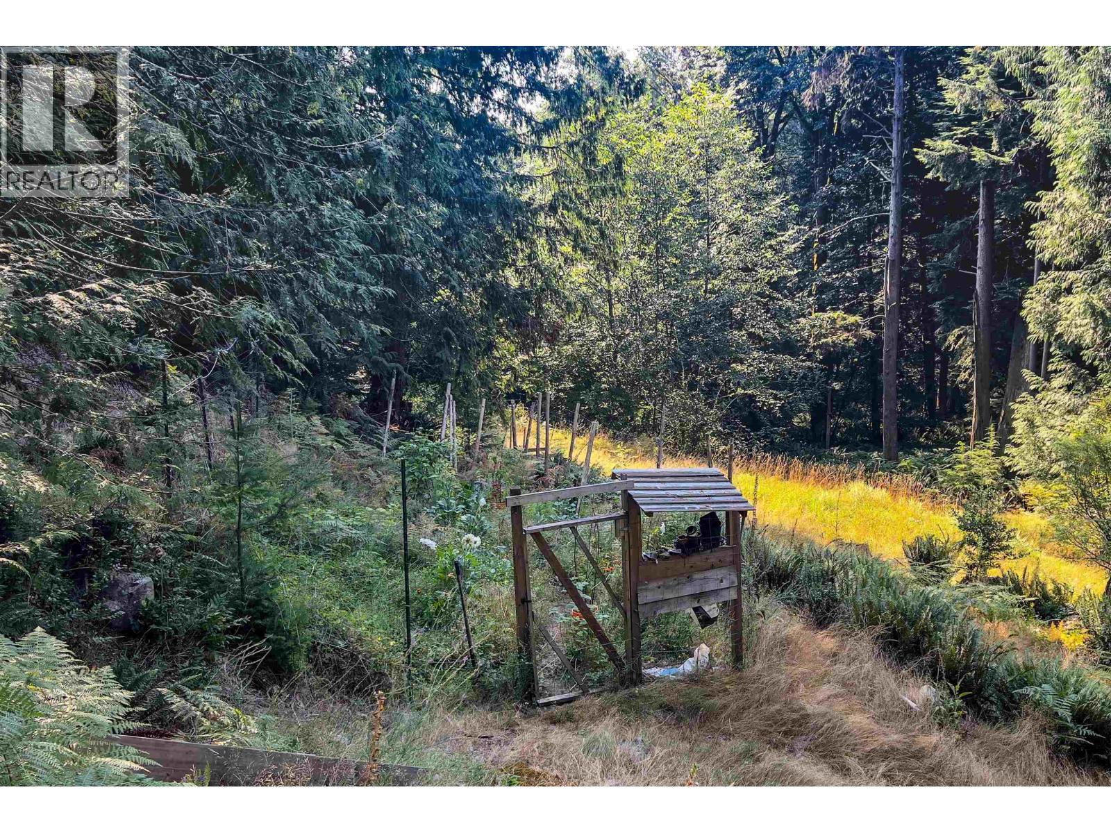 1380 FERNIE ROAD, Bowen Island