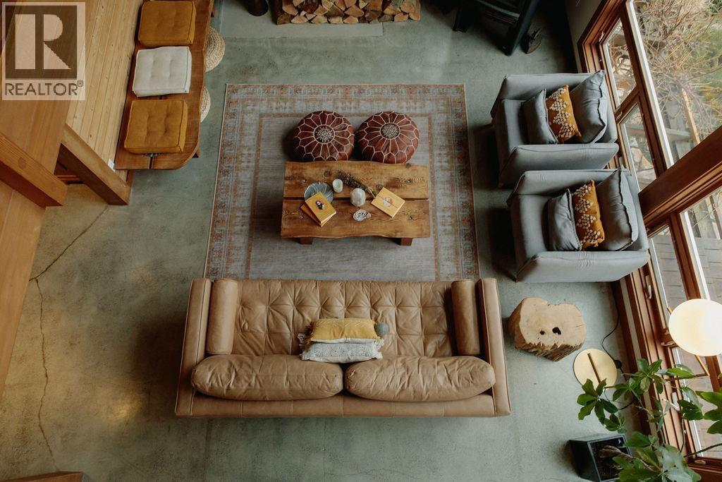 1380 FERNIE ROAD, Bowen Island