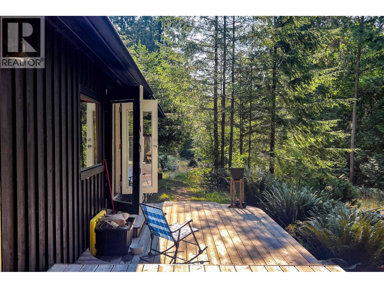 1380 FERNIE ROAD, Bowen Island