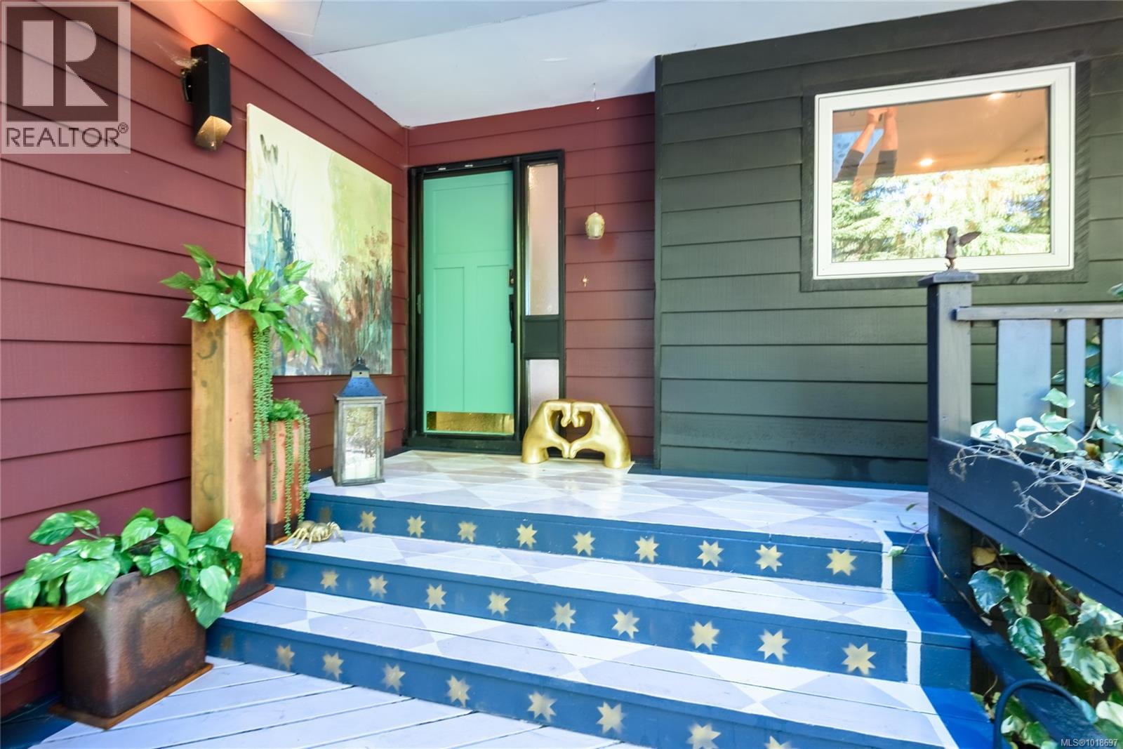 1165 Glen Urquhart Dr, Courtenay