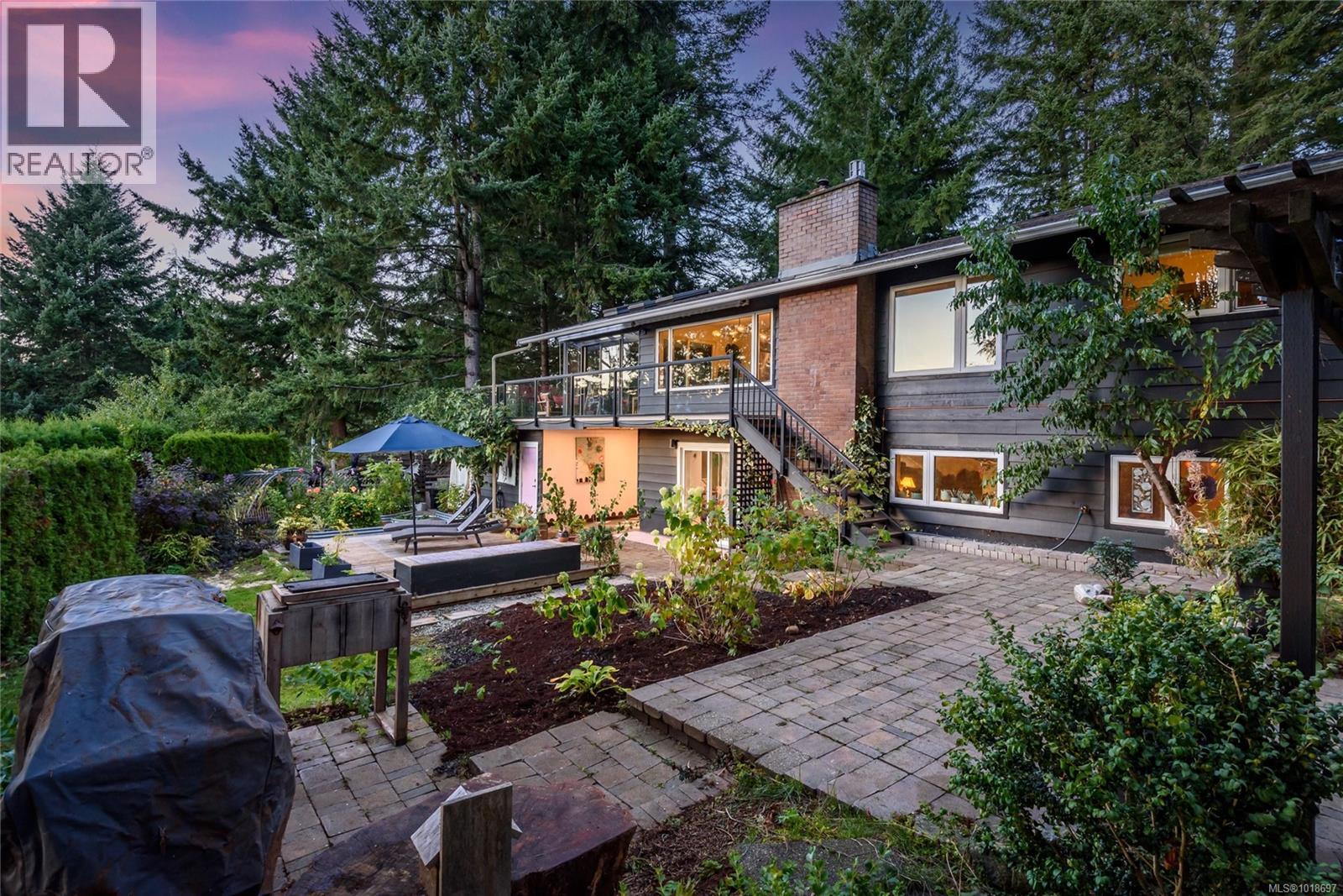 1165 Glen Urquhart Dr, Courtenay