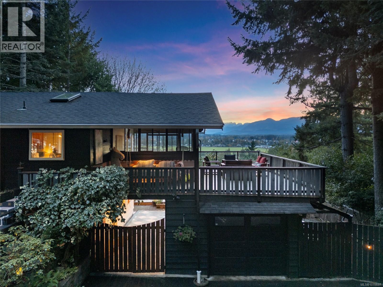 1165 Glen Urquhart Dr, Courtenay
