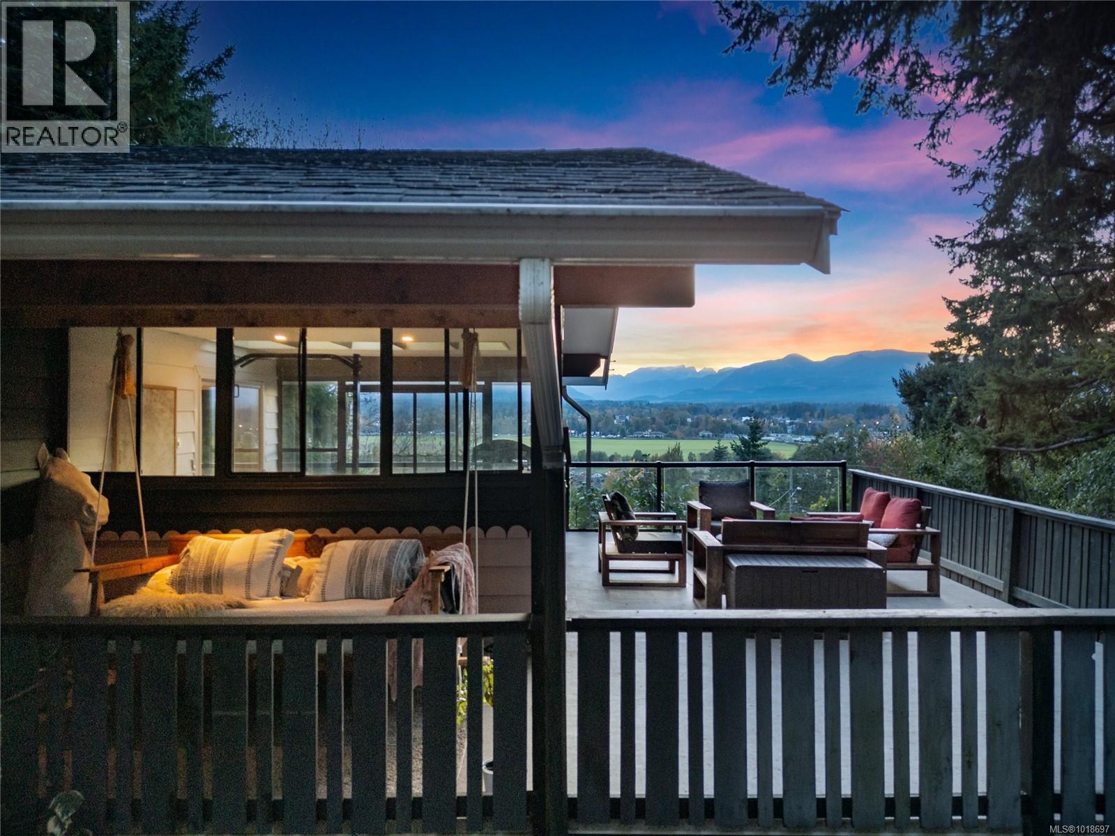 1165 Glen Urquhart Dr, Courtenay