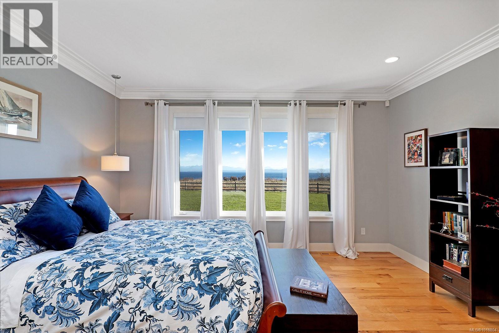 300 Connemara Rd, Comox