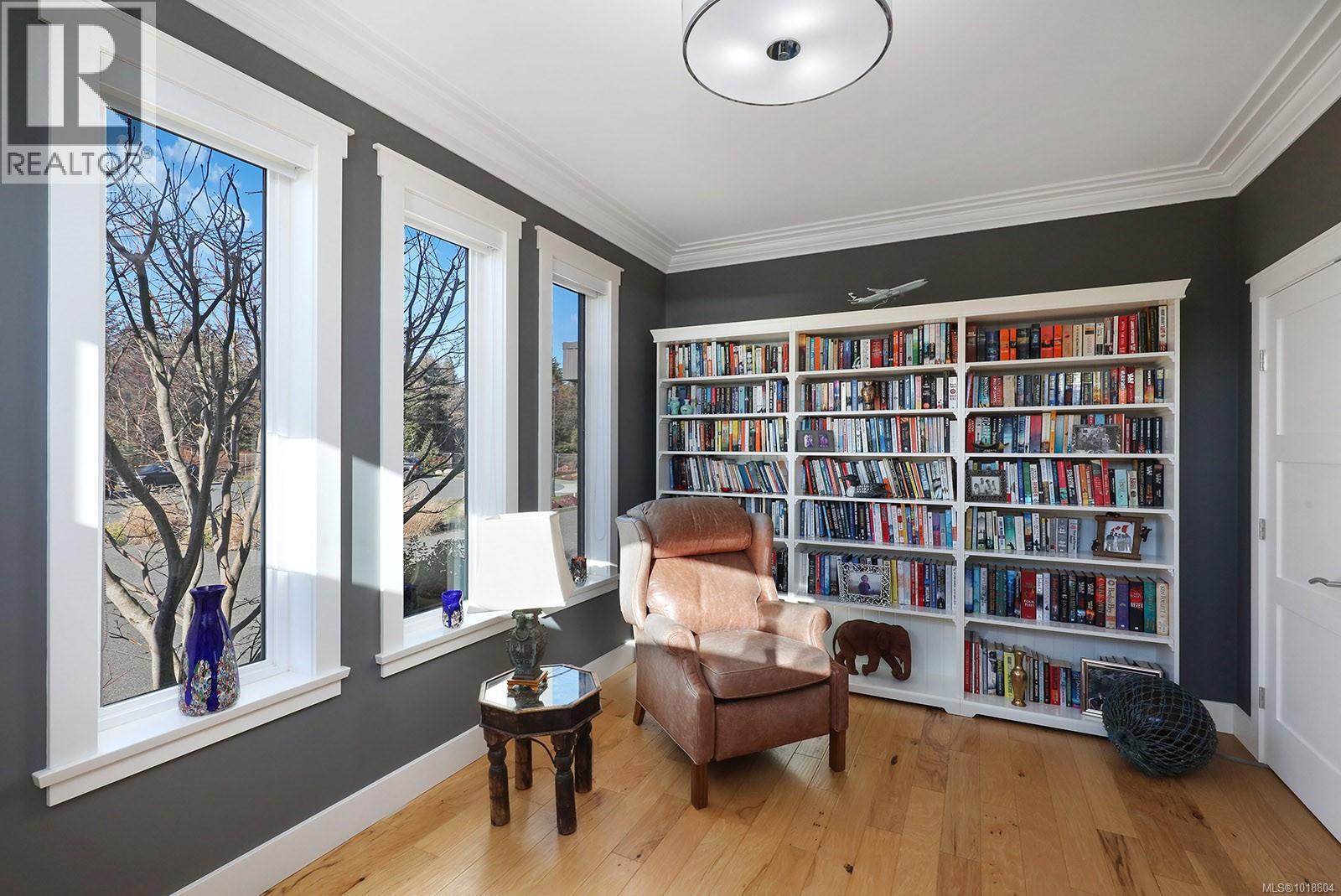 300 Connemara Rd, Comox