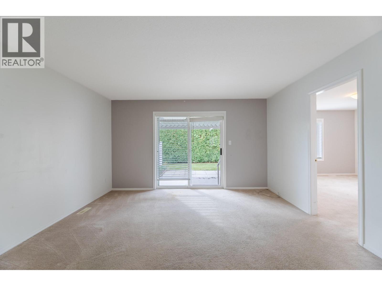 145 REDWING Place Unit# 7, Oliver