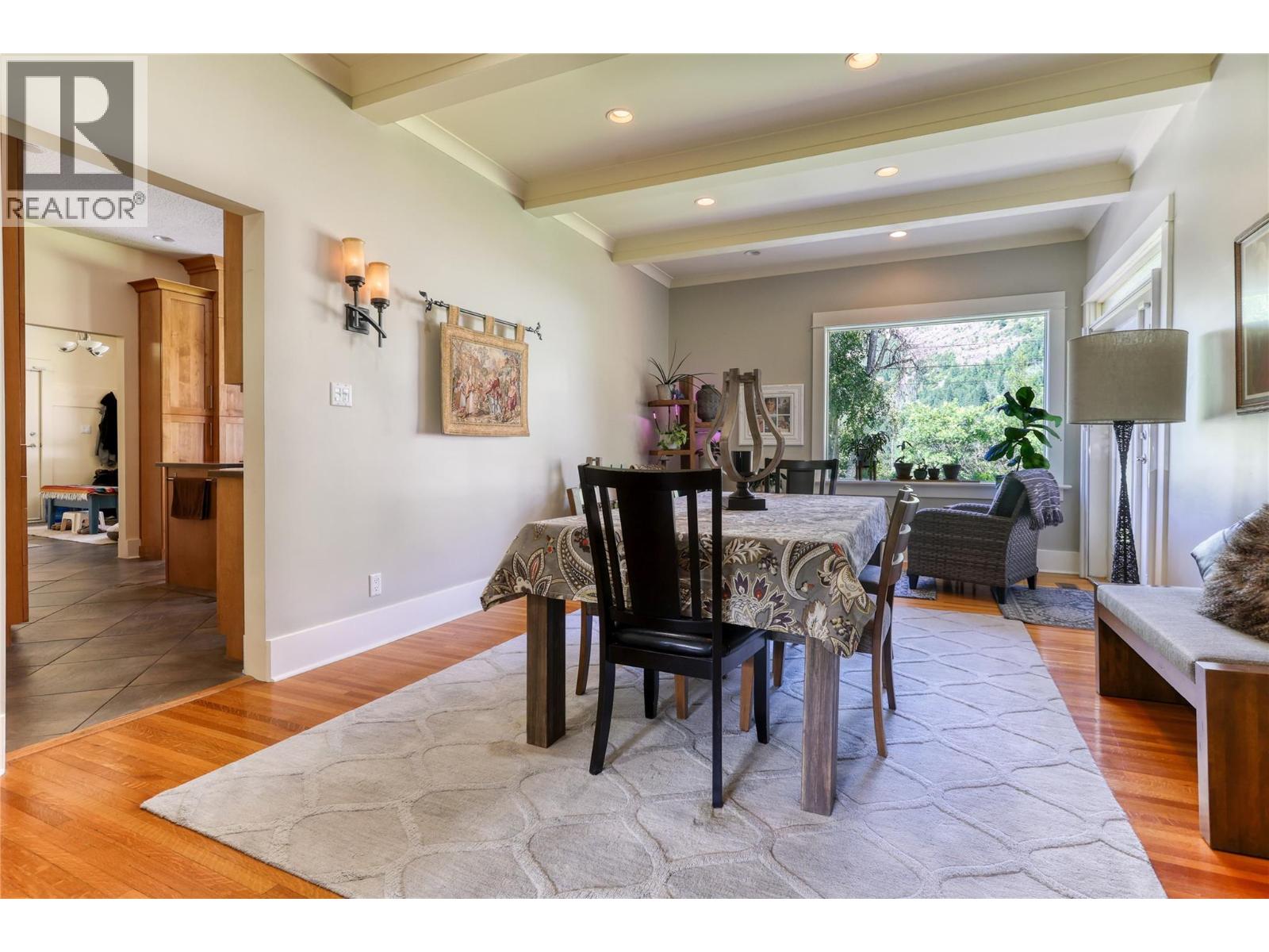 208 Ritchie Avenue, Trail